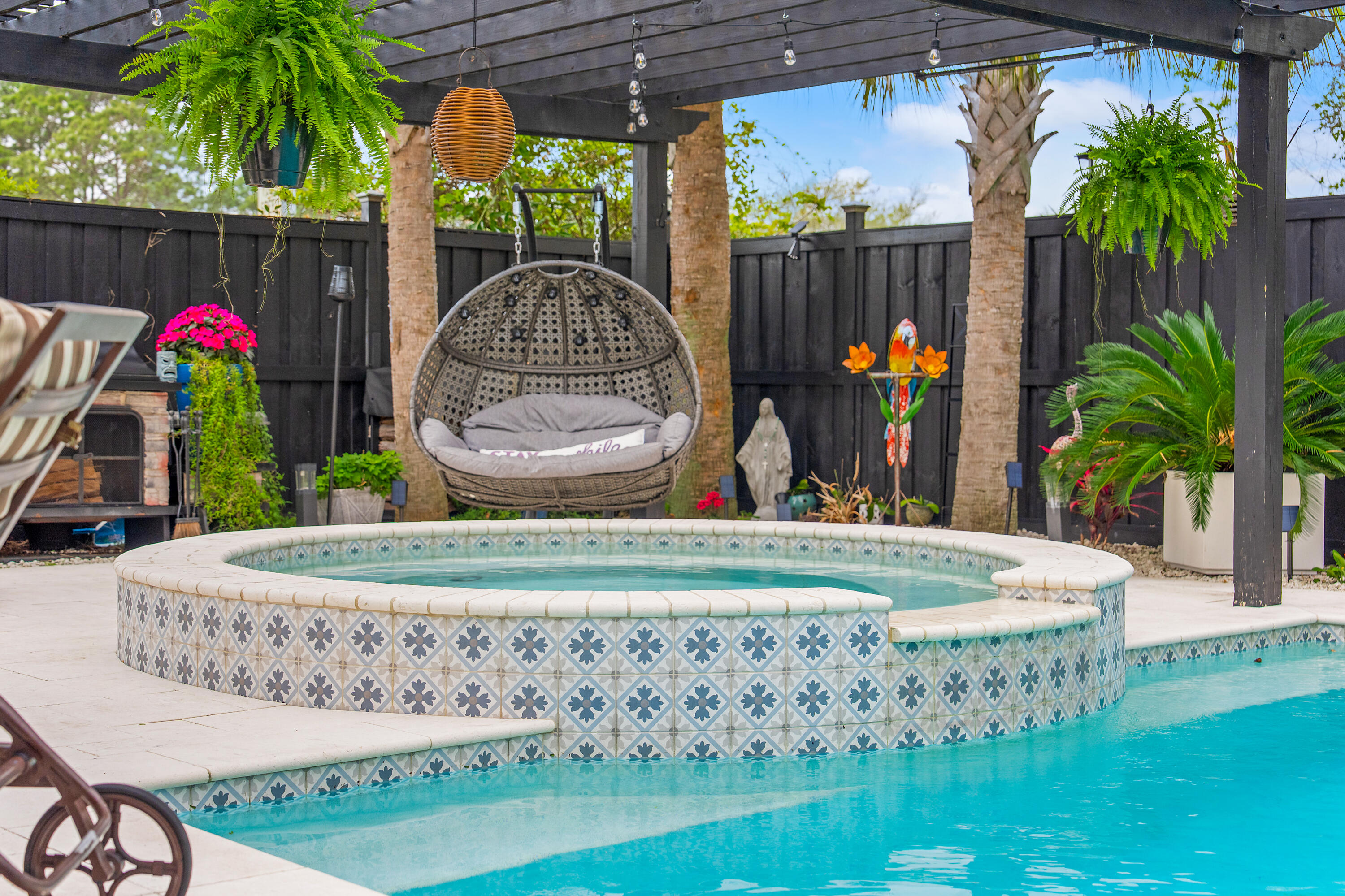 306 Coconut Grove Court