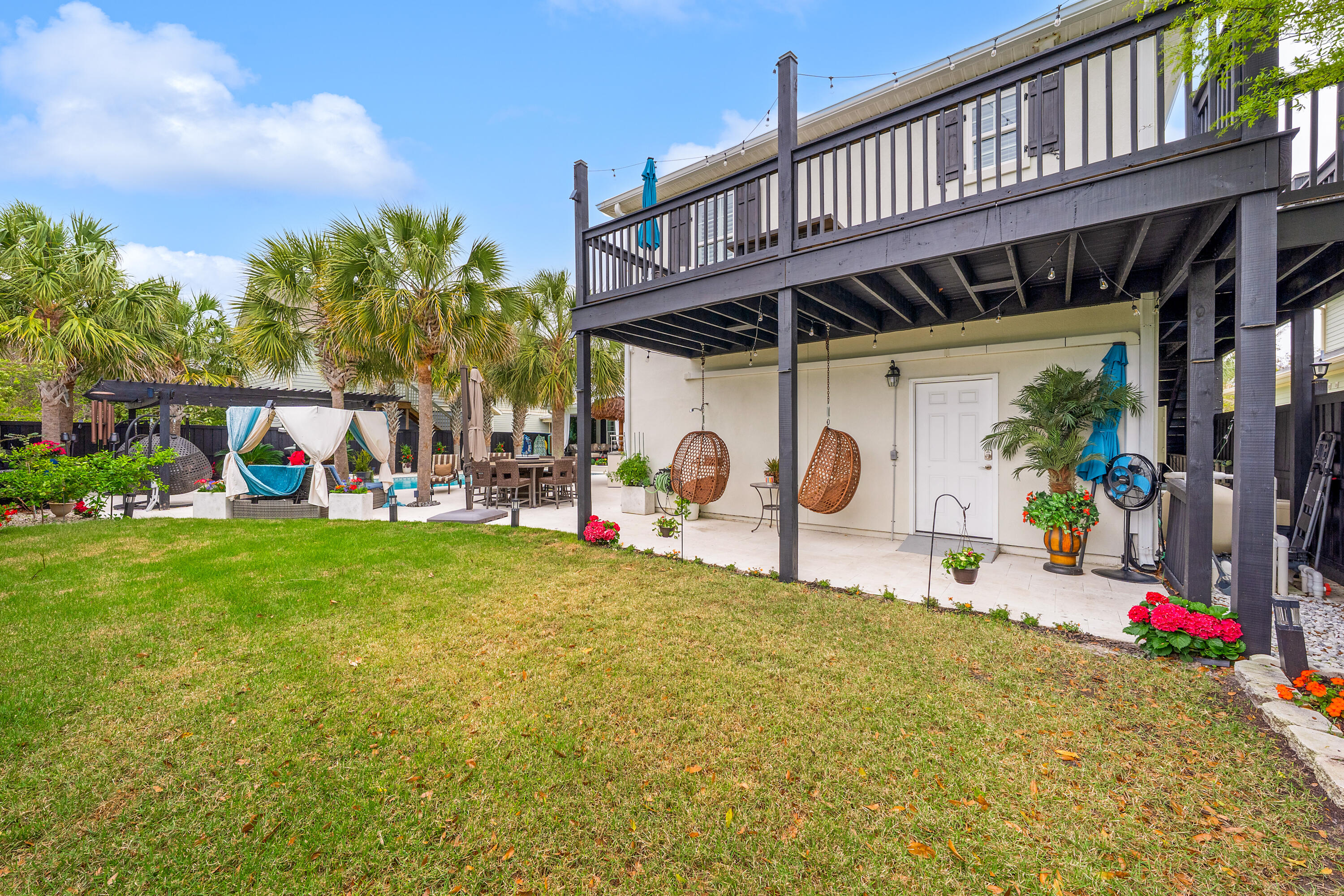 306 Coconut Grove Court