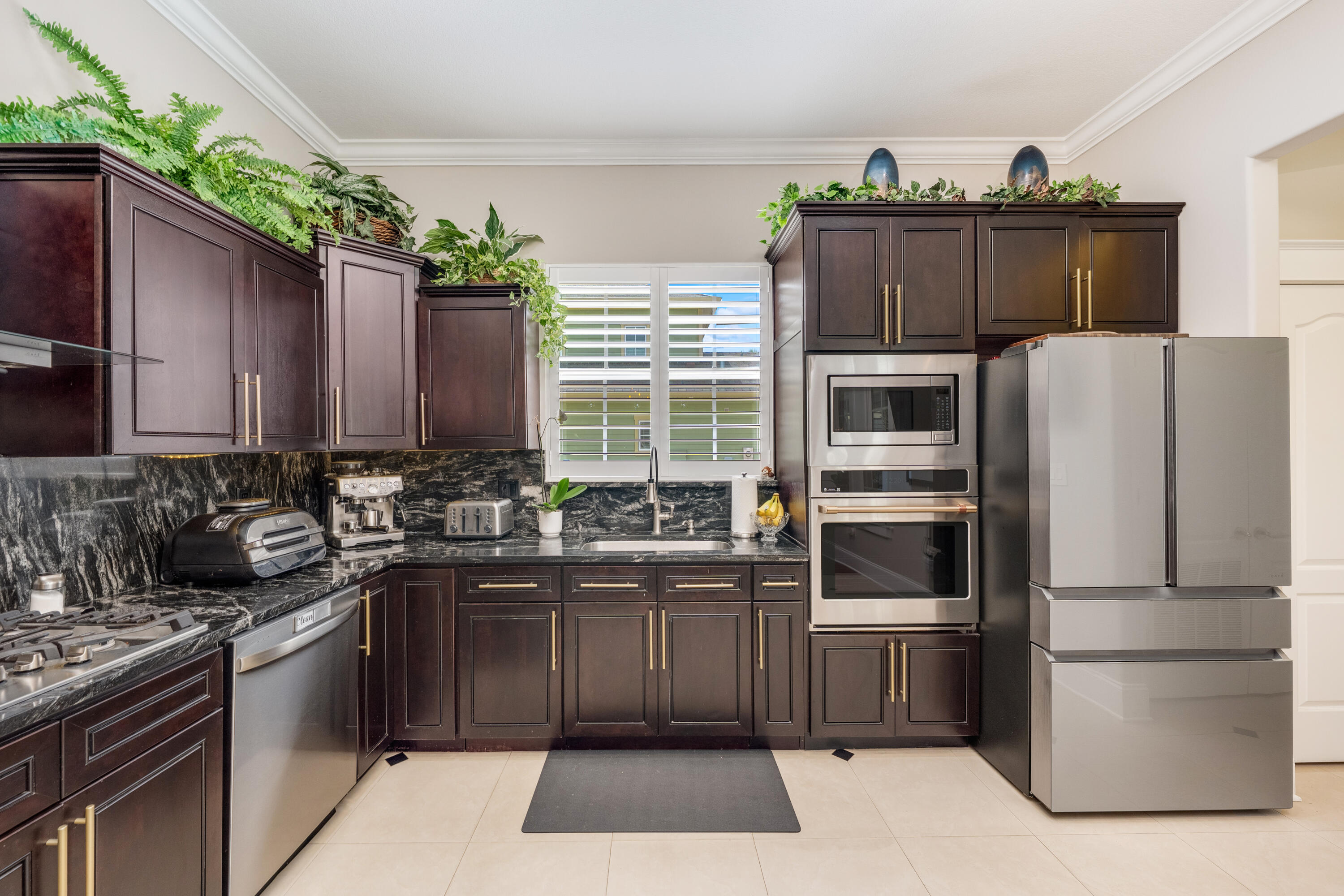 306 Coconut Grove Court