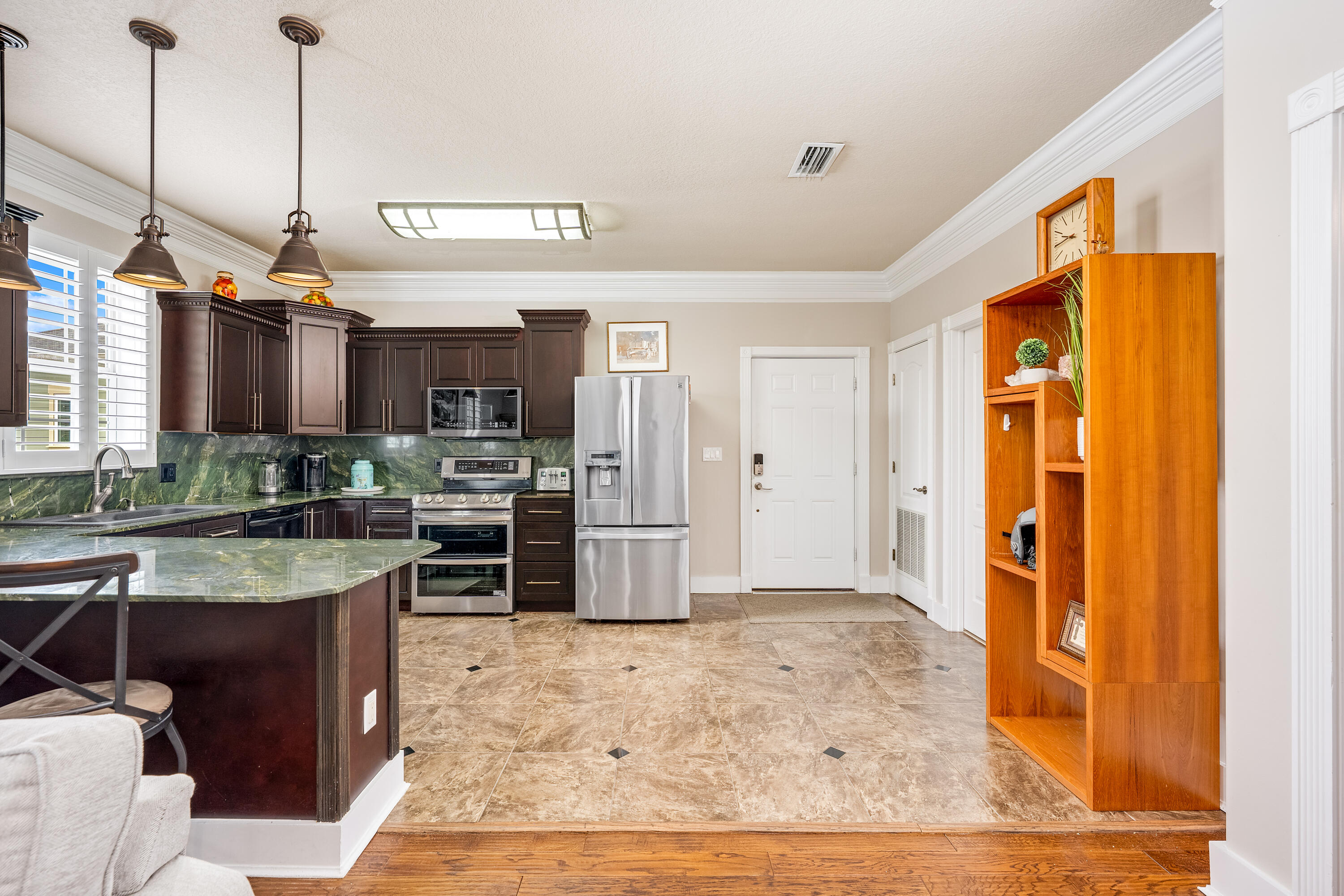 306 Coconut Grove Court