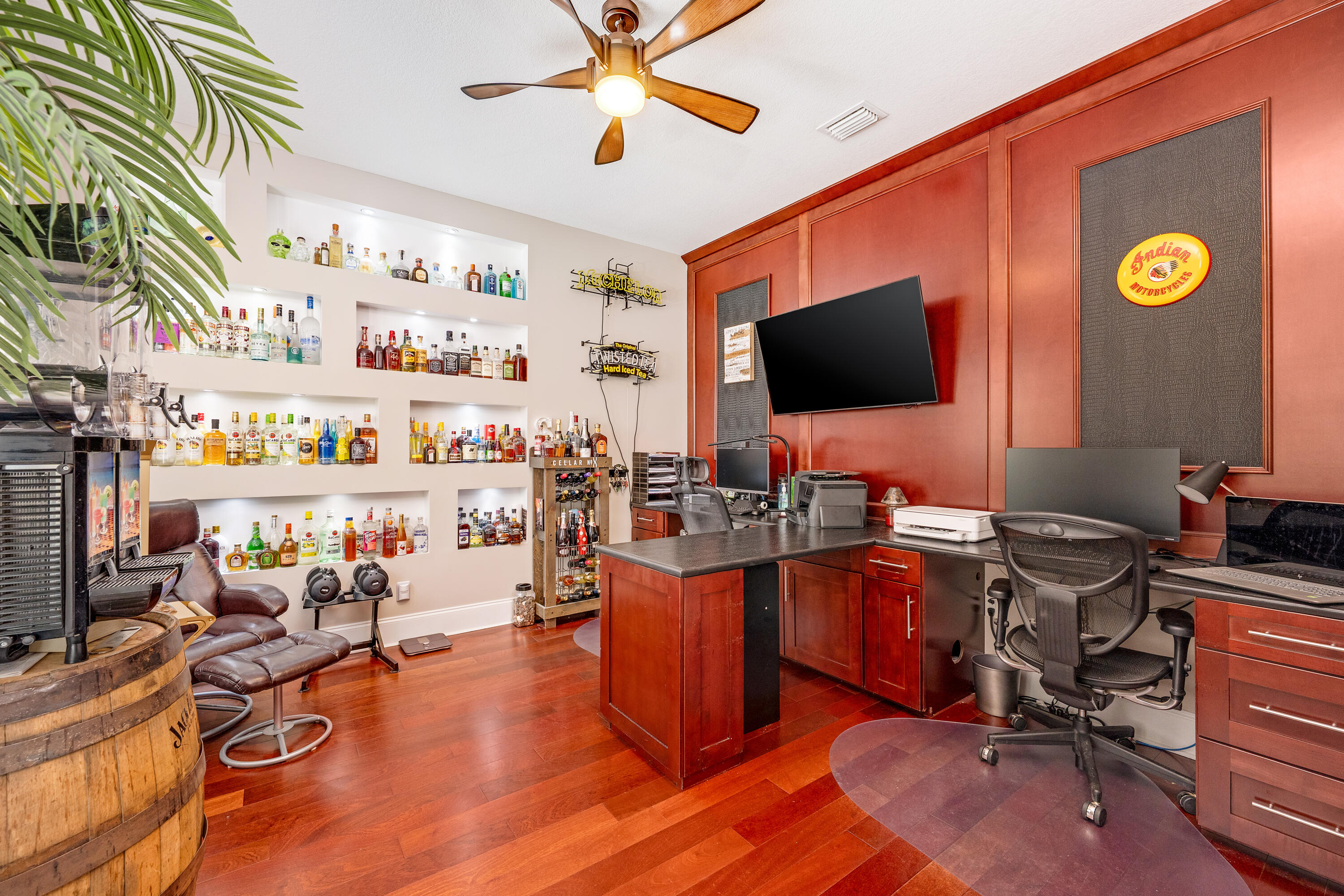 306 Coconut Grove Court