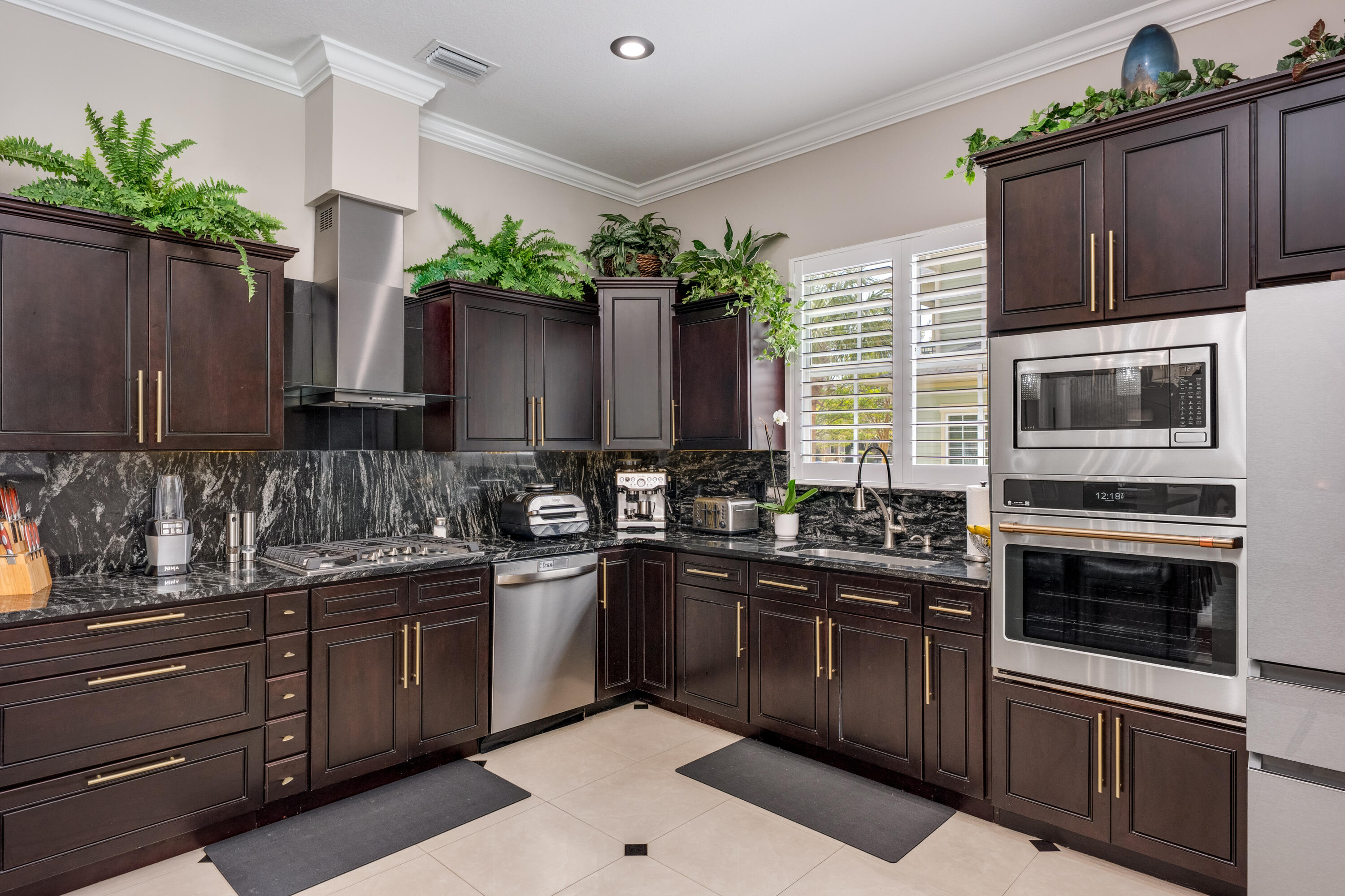 306 Coconut Grove Court