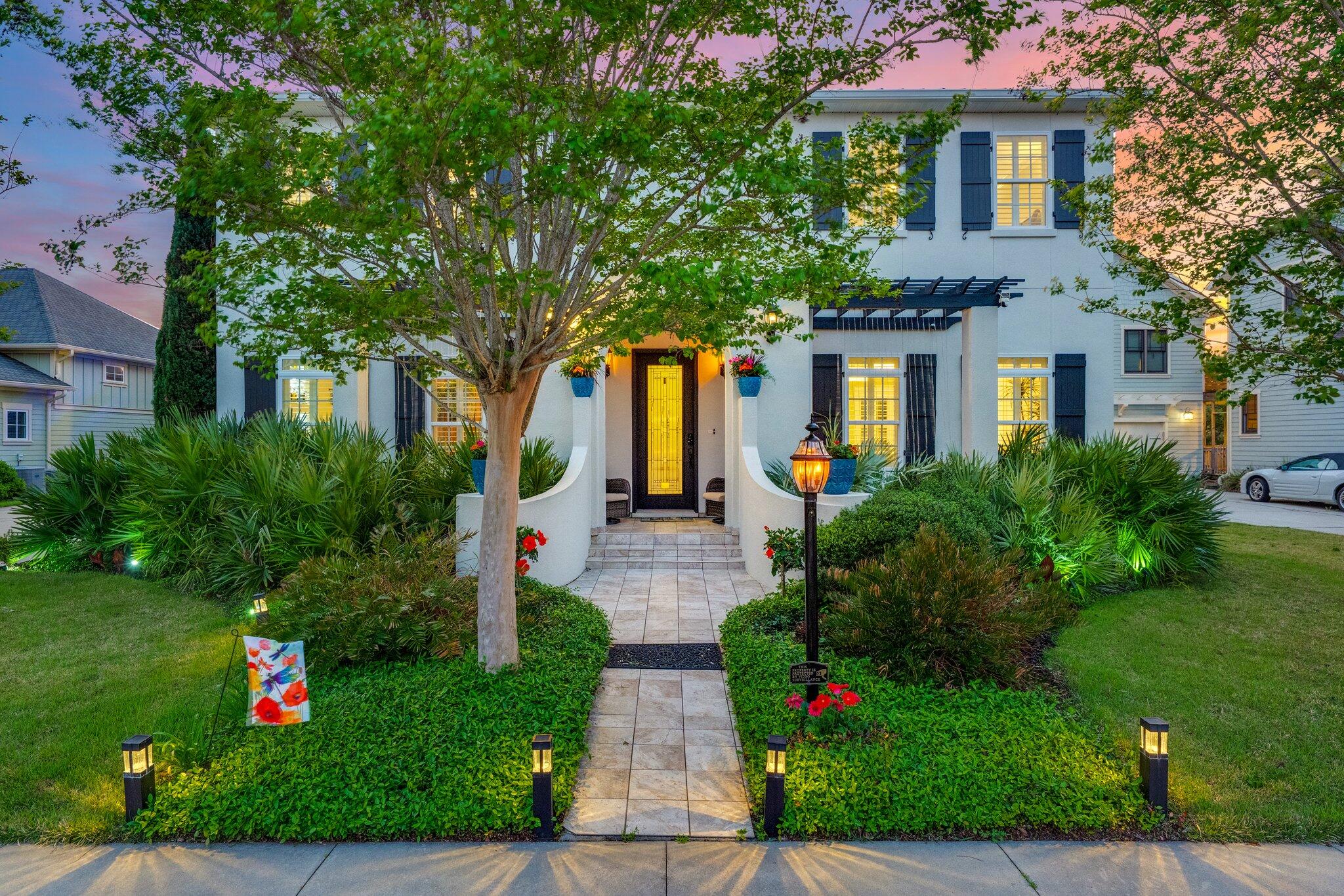 306 Coconut Grove Court
