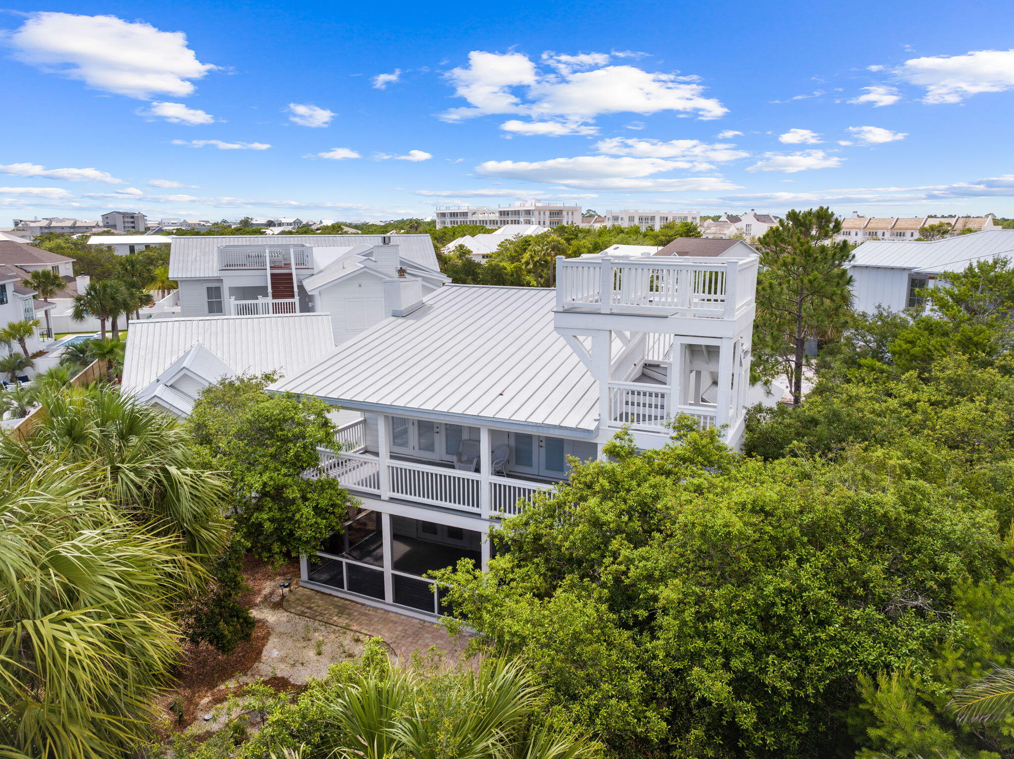 180 Walton Bonita Drive