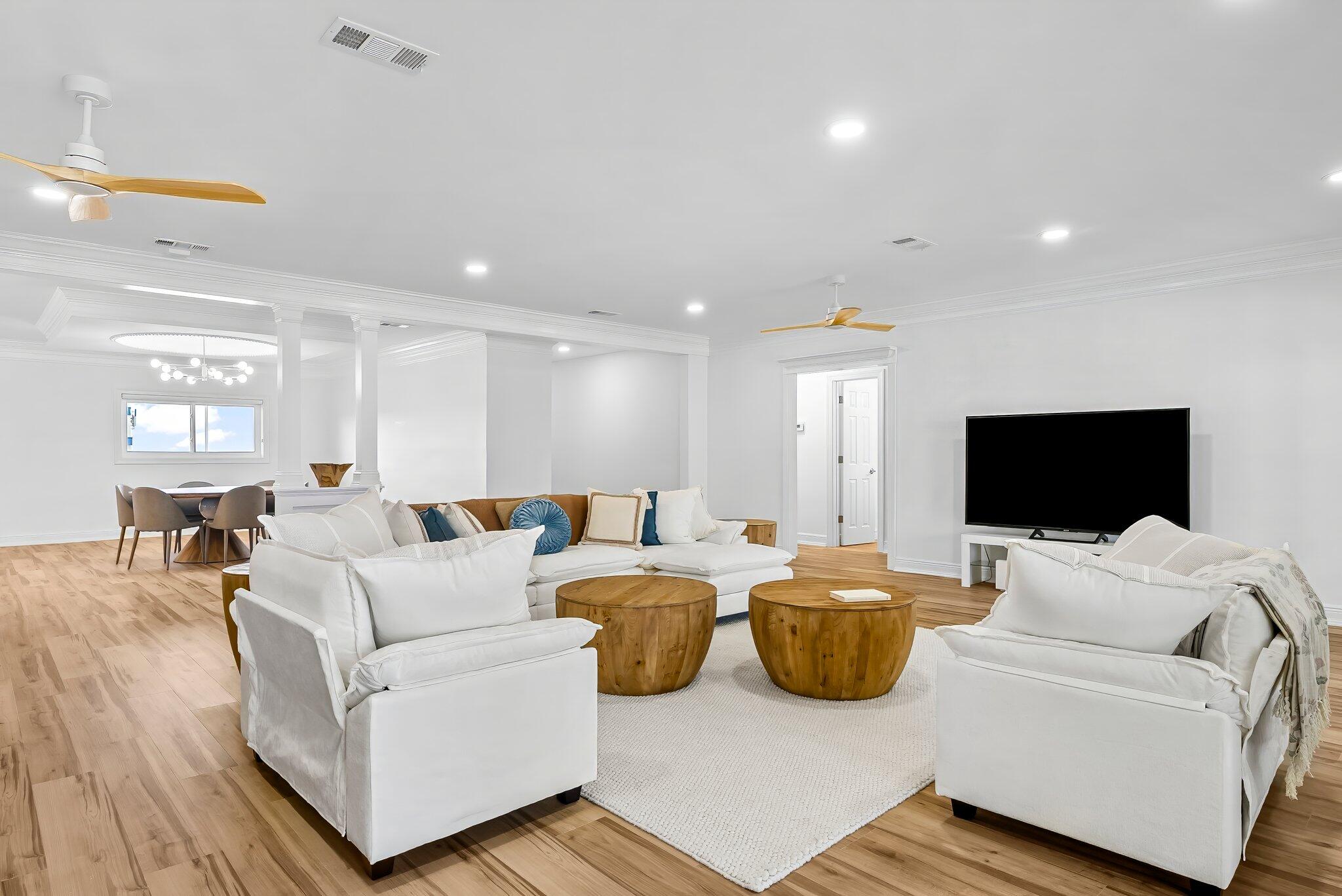 5801 Thomas Drive, UNIT 1414