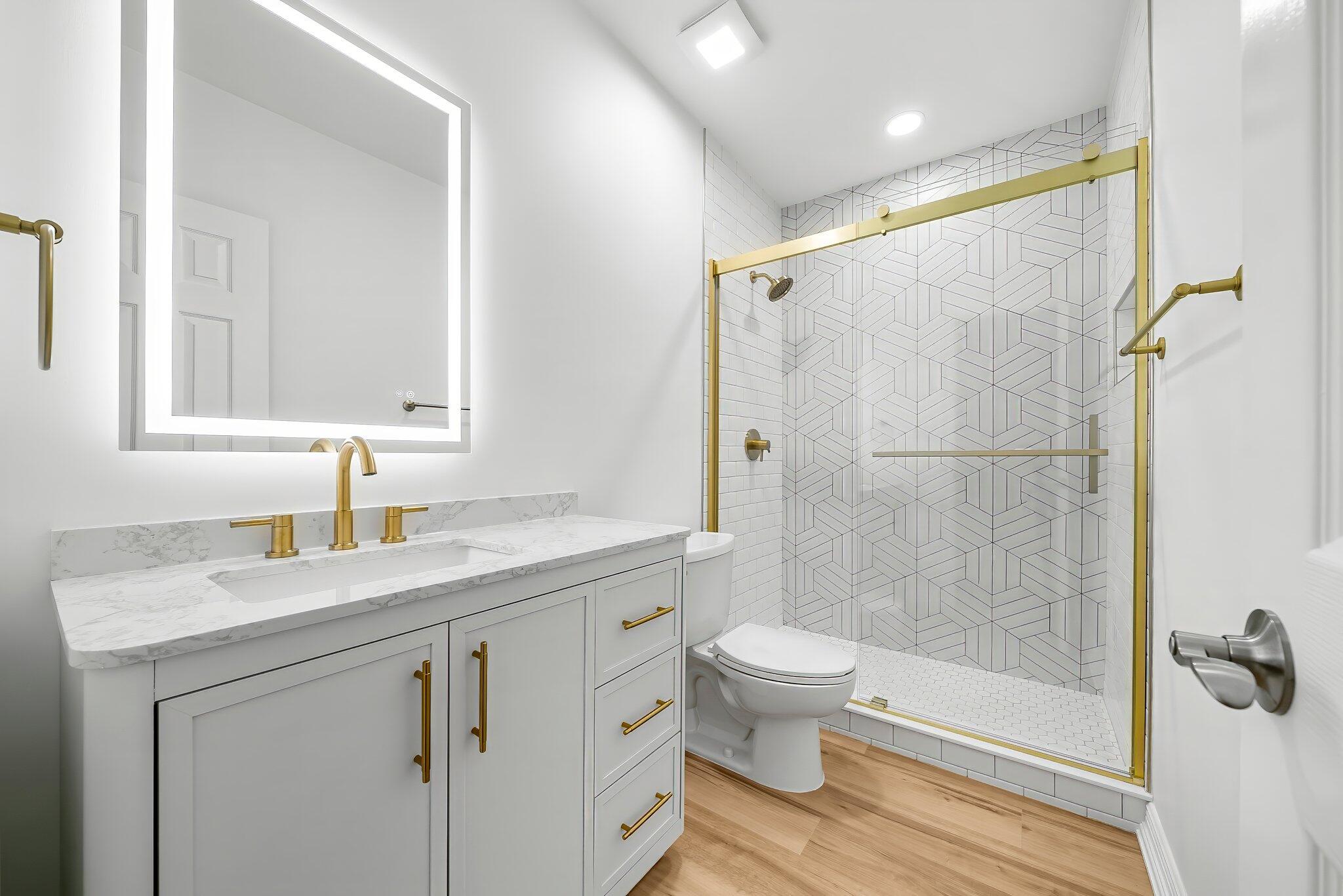 5801 Thomas Drive, UNIT 1414