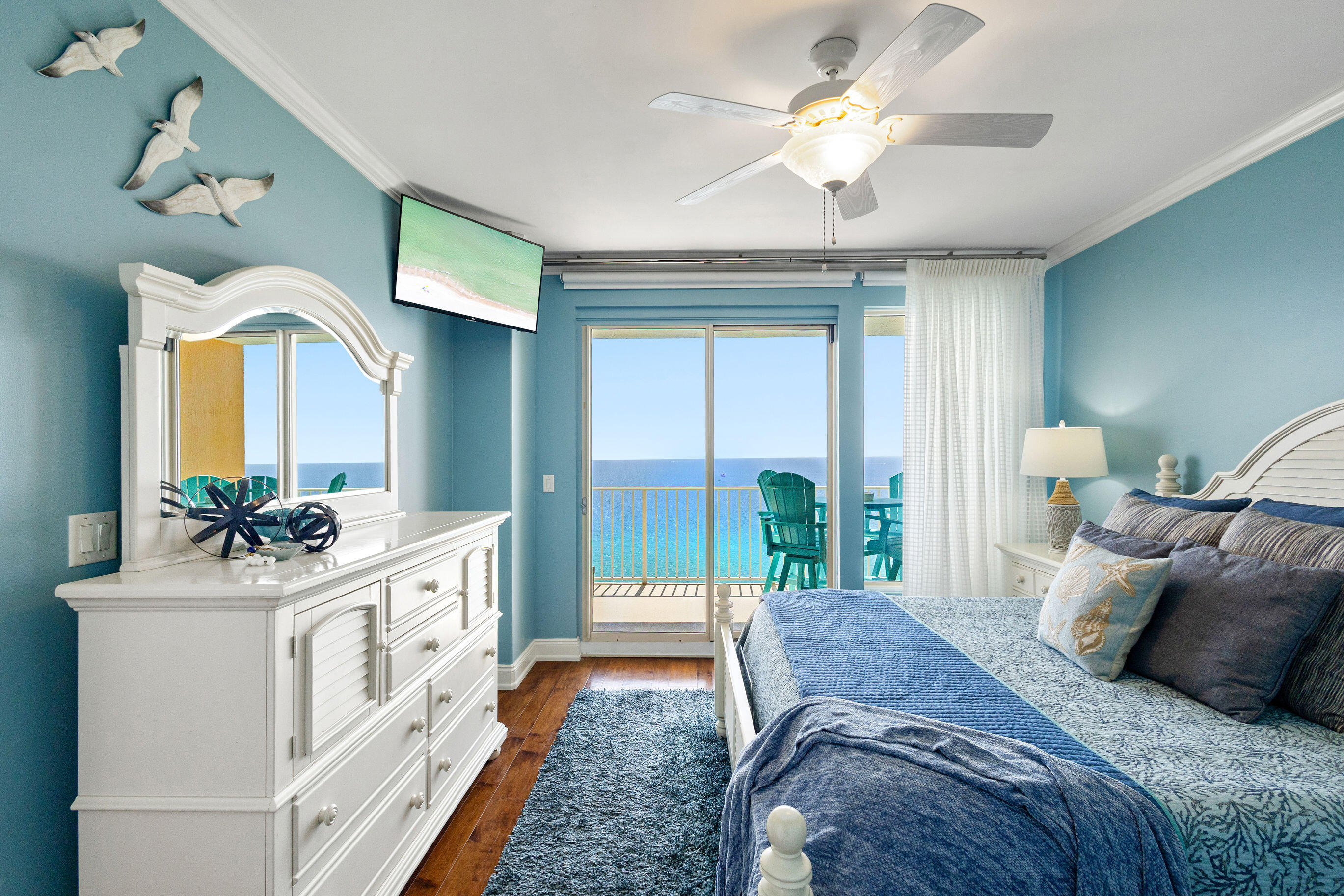 5004 Thomas Drive, UNIT 1709