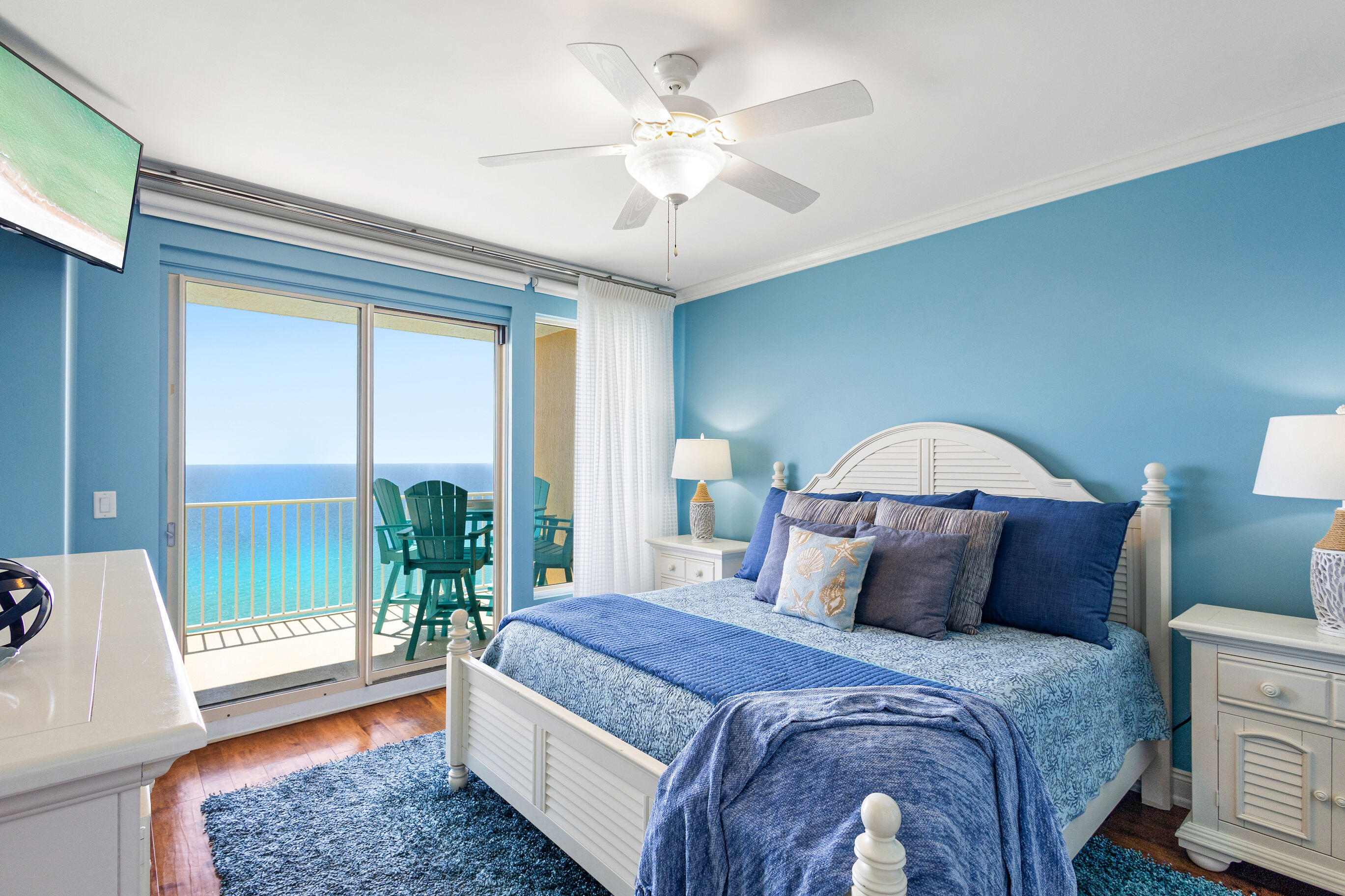 5004 Thomas Drive, UNIT 1709