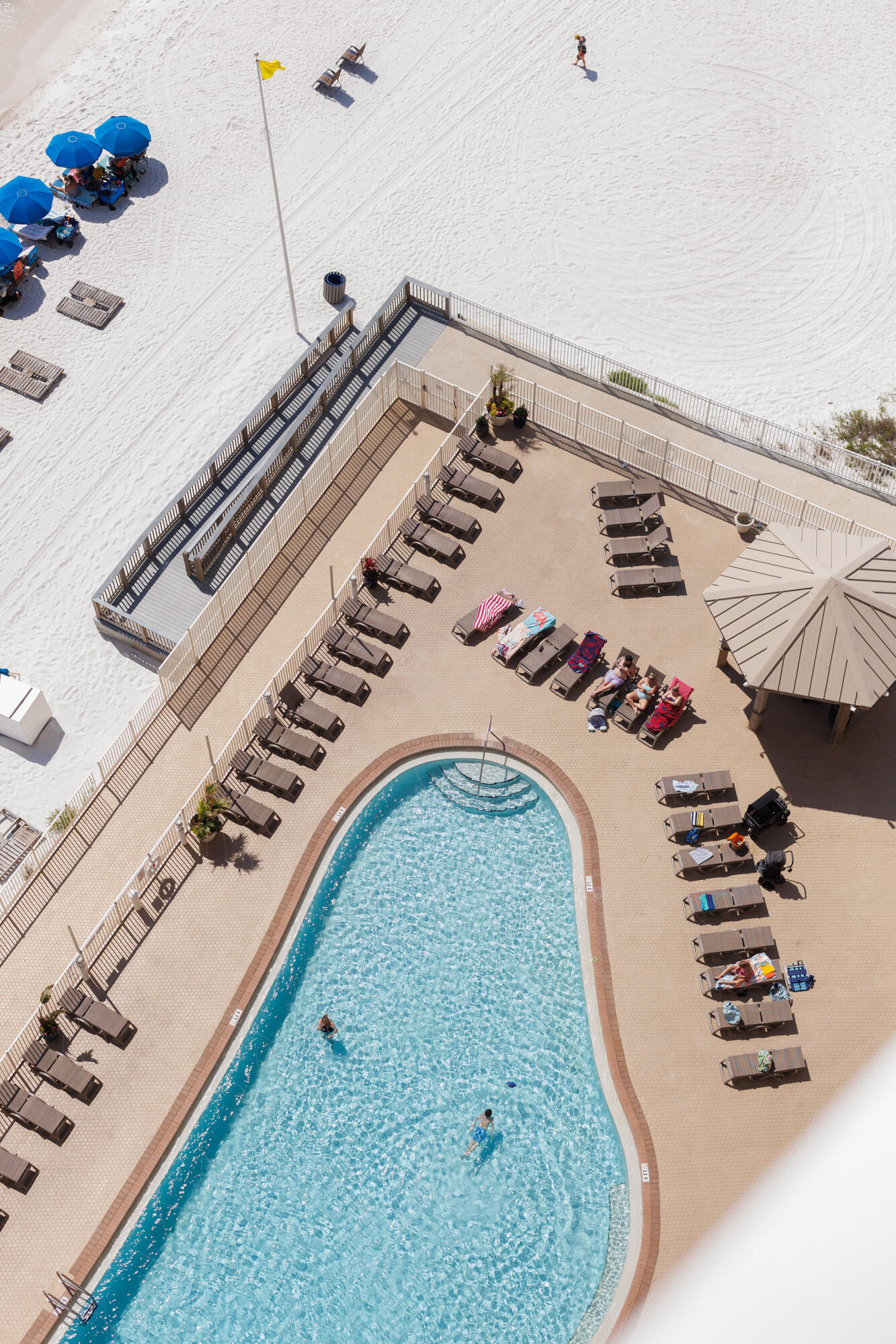 5004 Thomas Drive, UNIT 1709