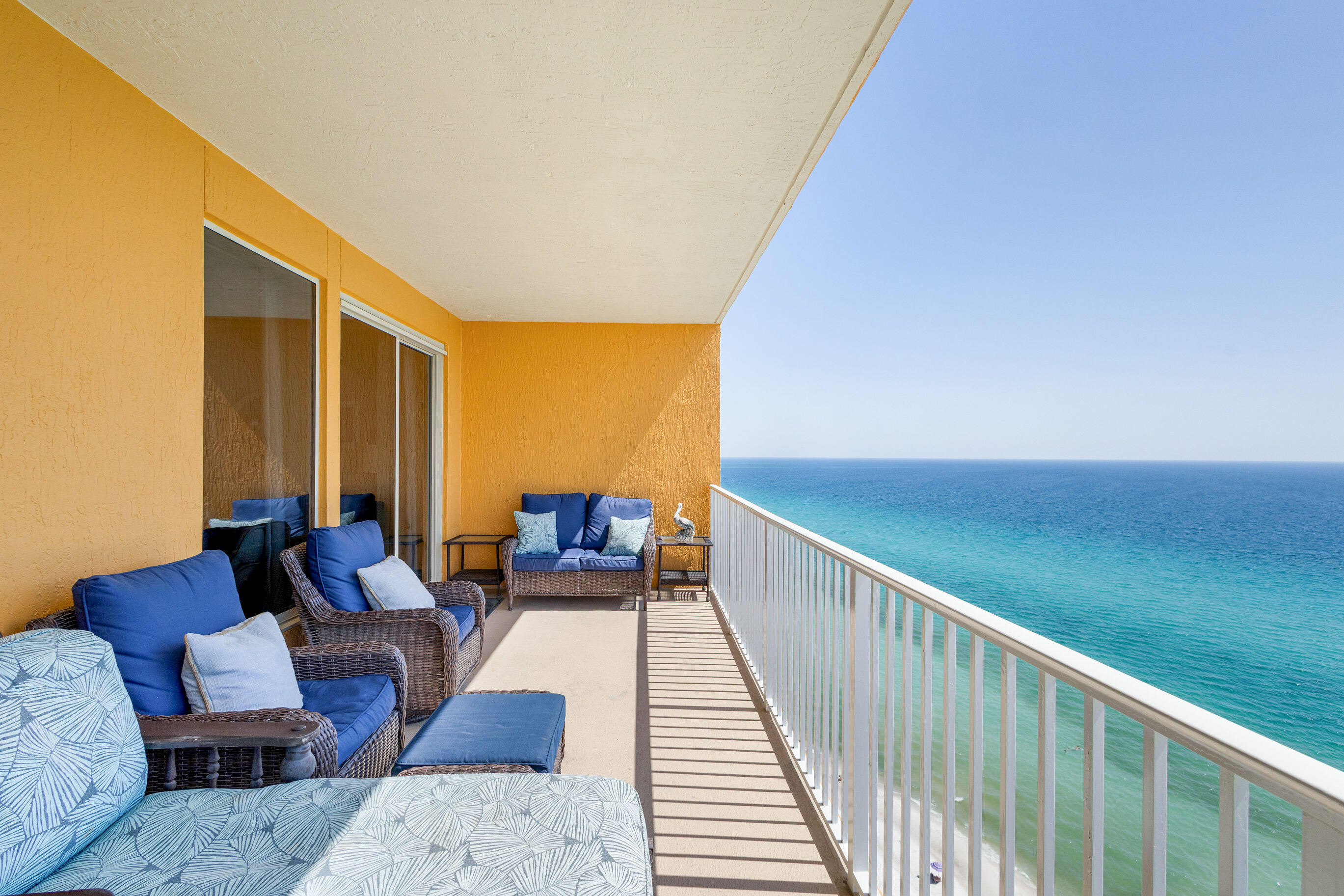 5004 Thomas Drive, UNIT 1709