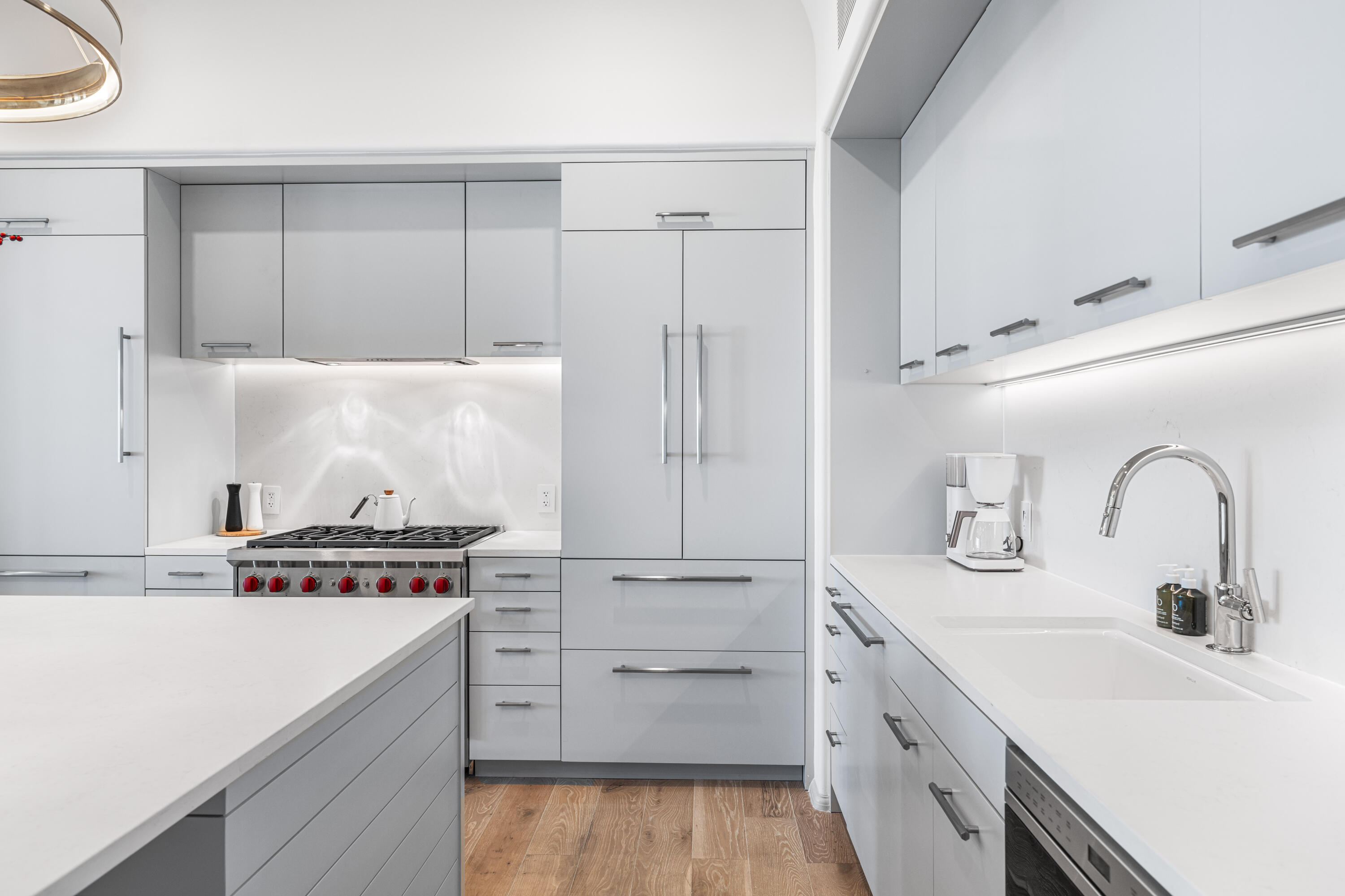 45 W Solaire Way, 307