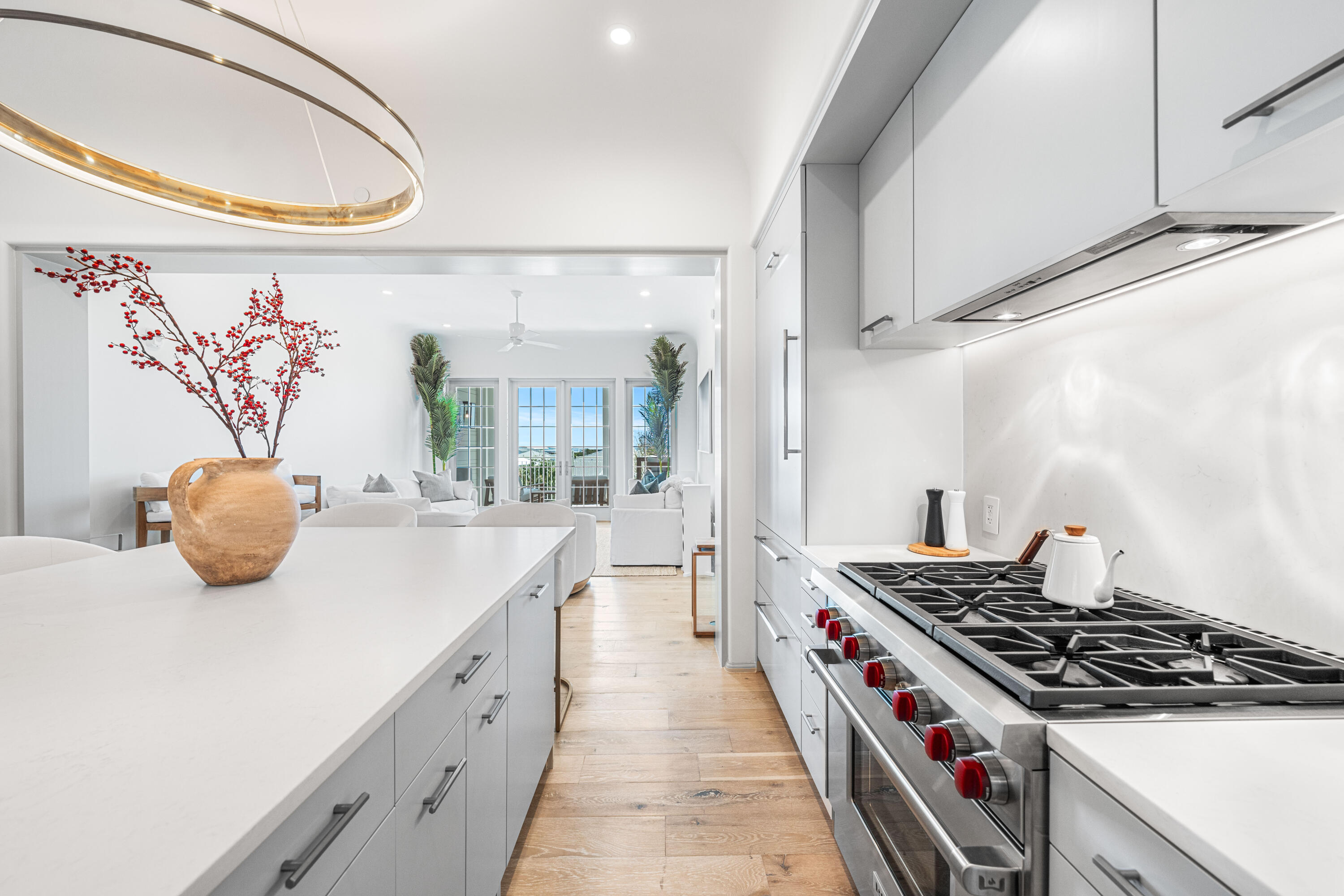 45 W Solaire Way, 307