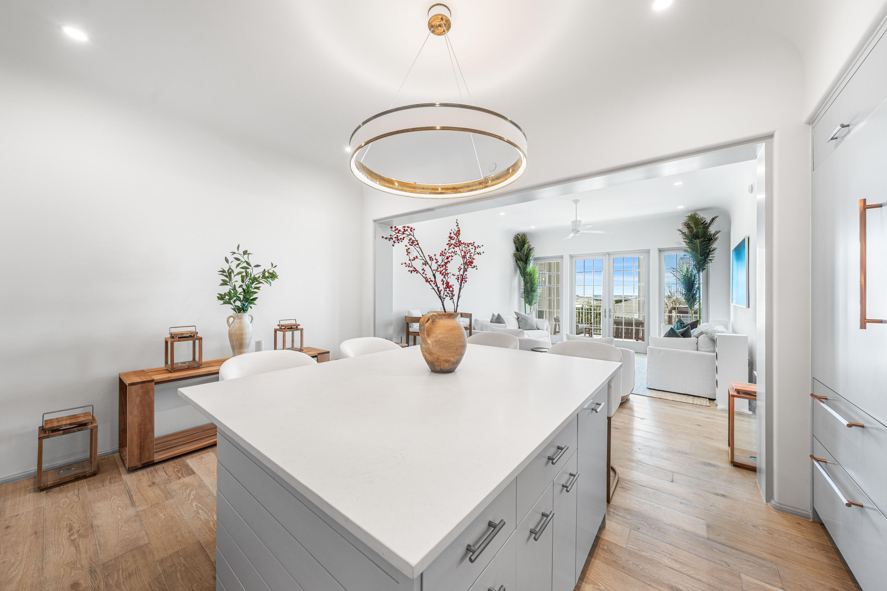 45 W Solaire Way, 307