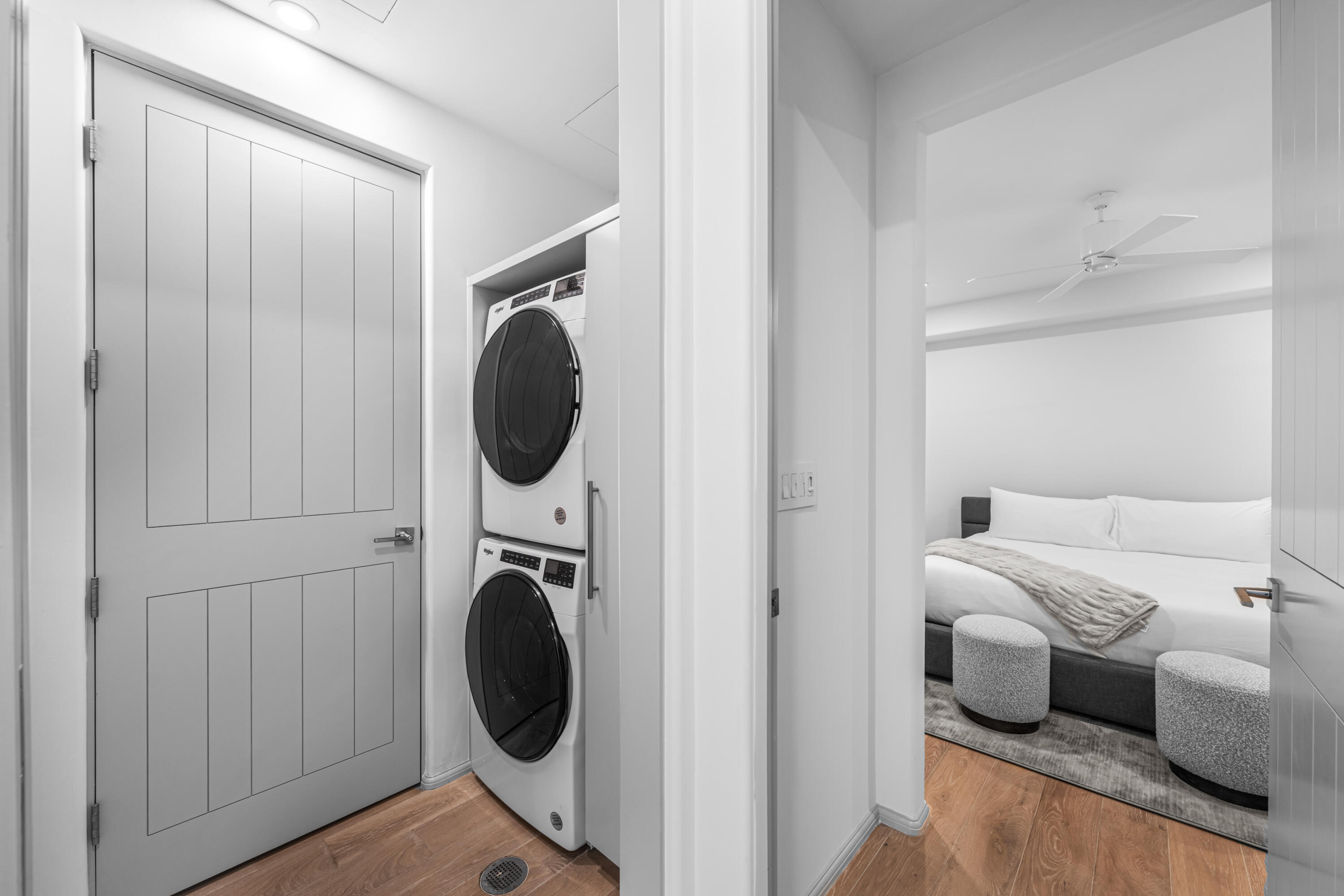 45 W Solaire Way, 307