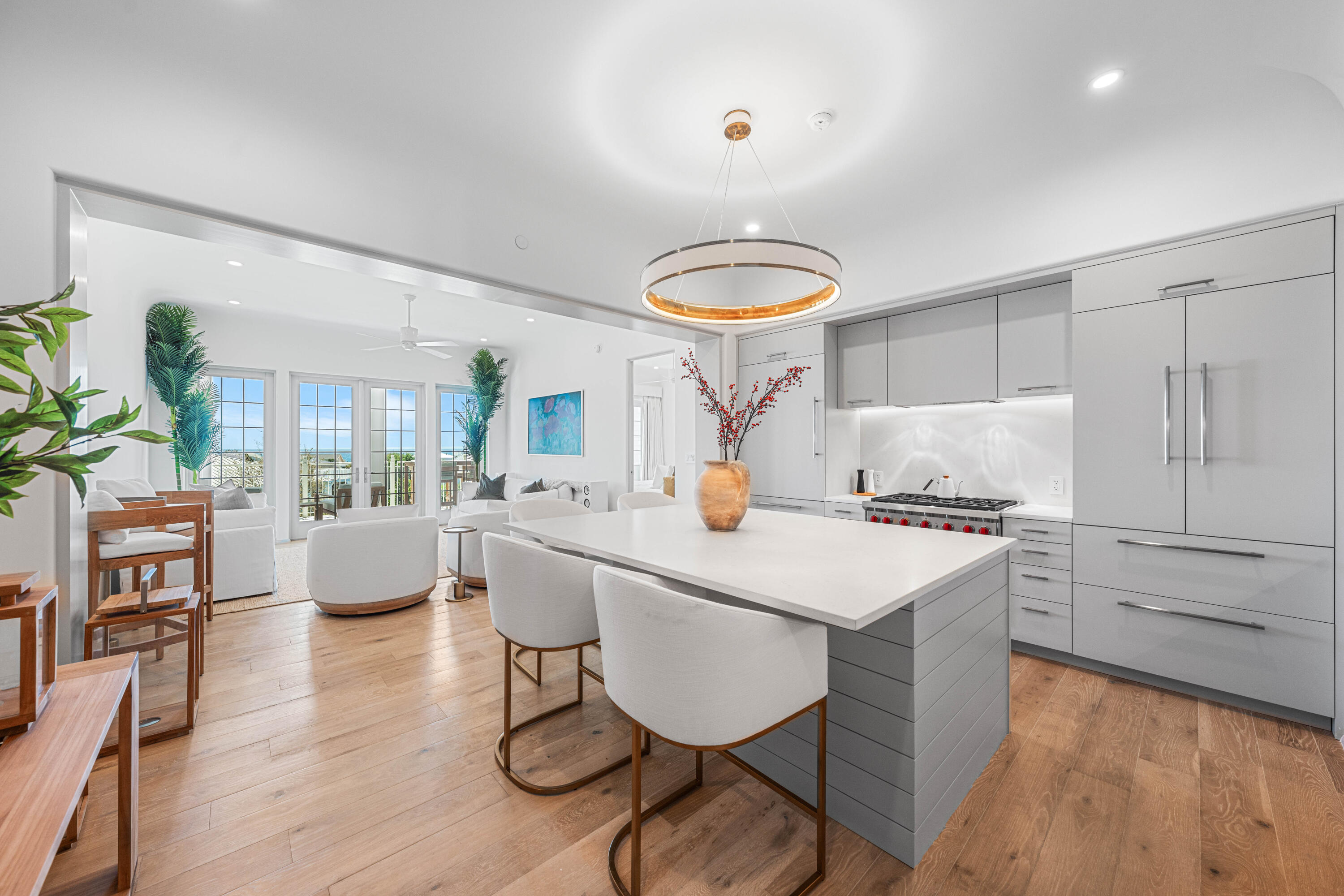 45 W Solaire Way, 307