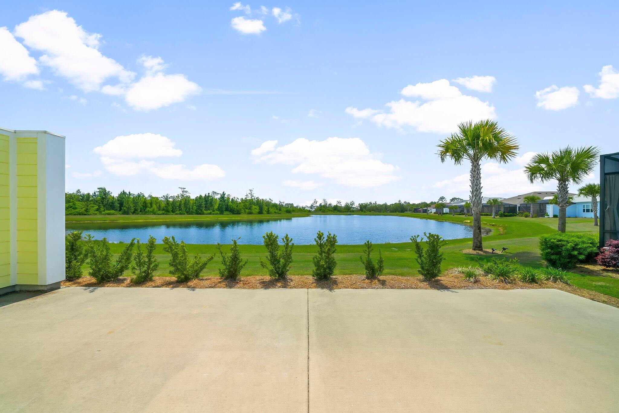 8526 ISLAND BREEZE Avenue