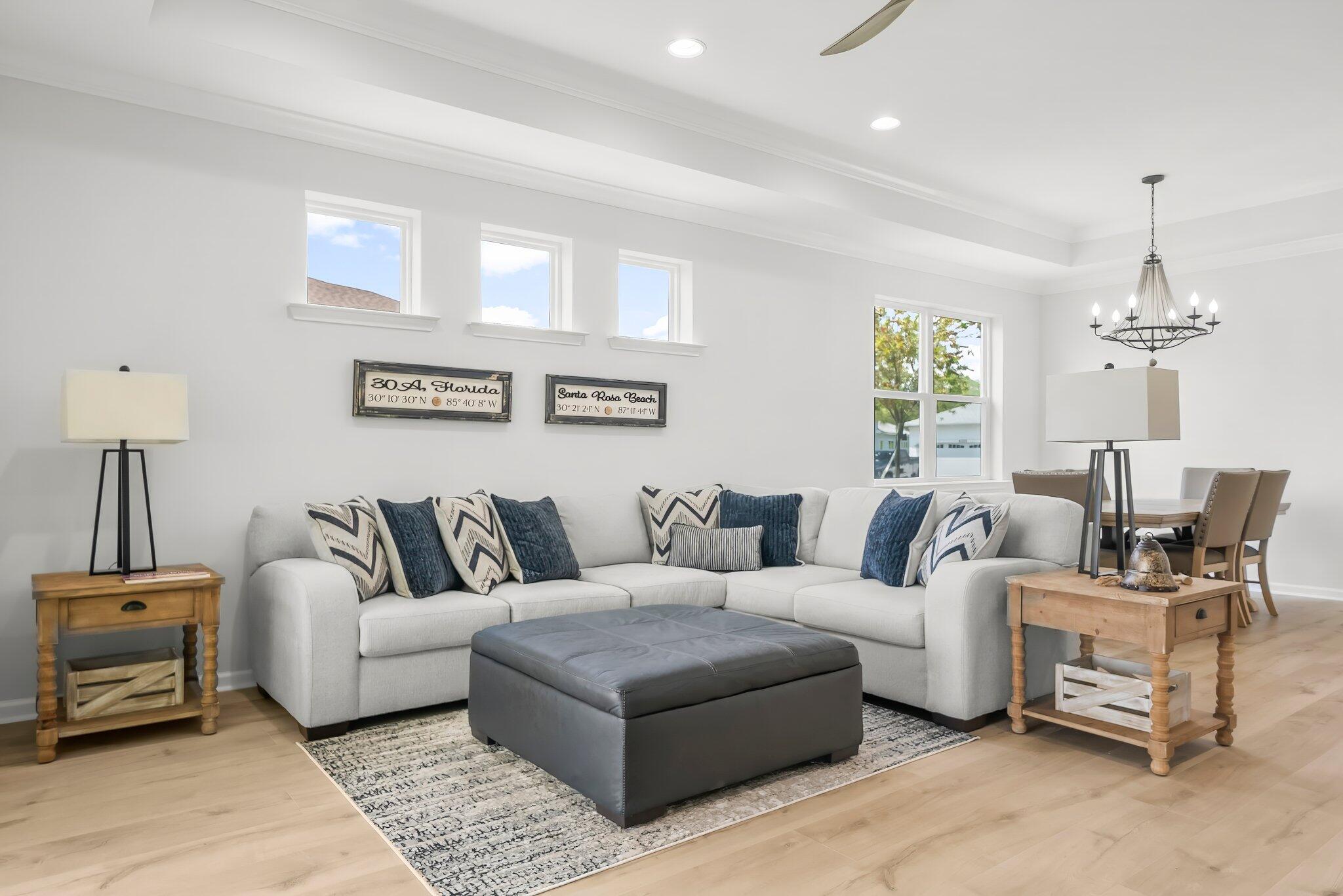 8526 ISLAND BREEZE Avenue