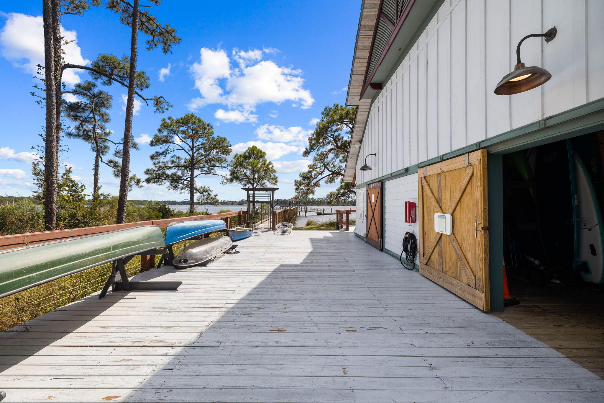 1621 Meadowlark Way