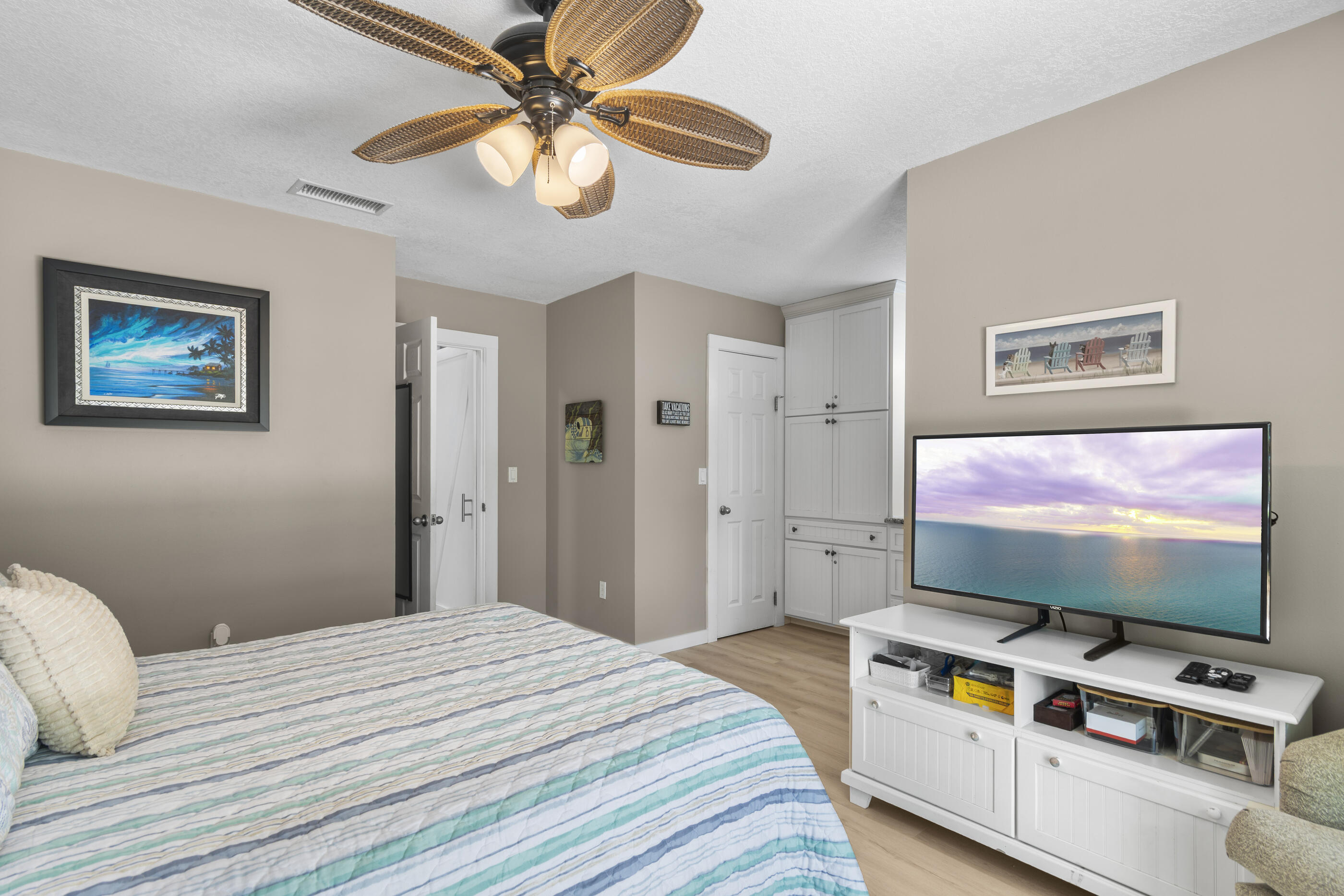 399 Linkside Drive