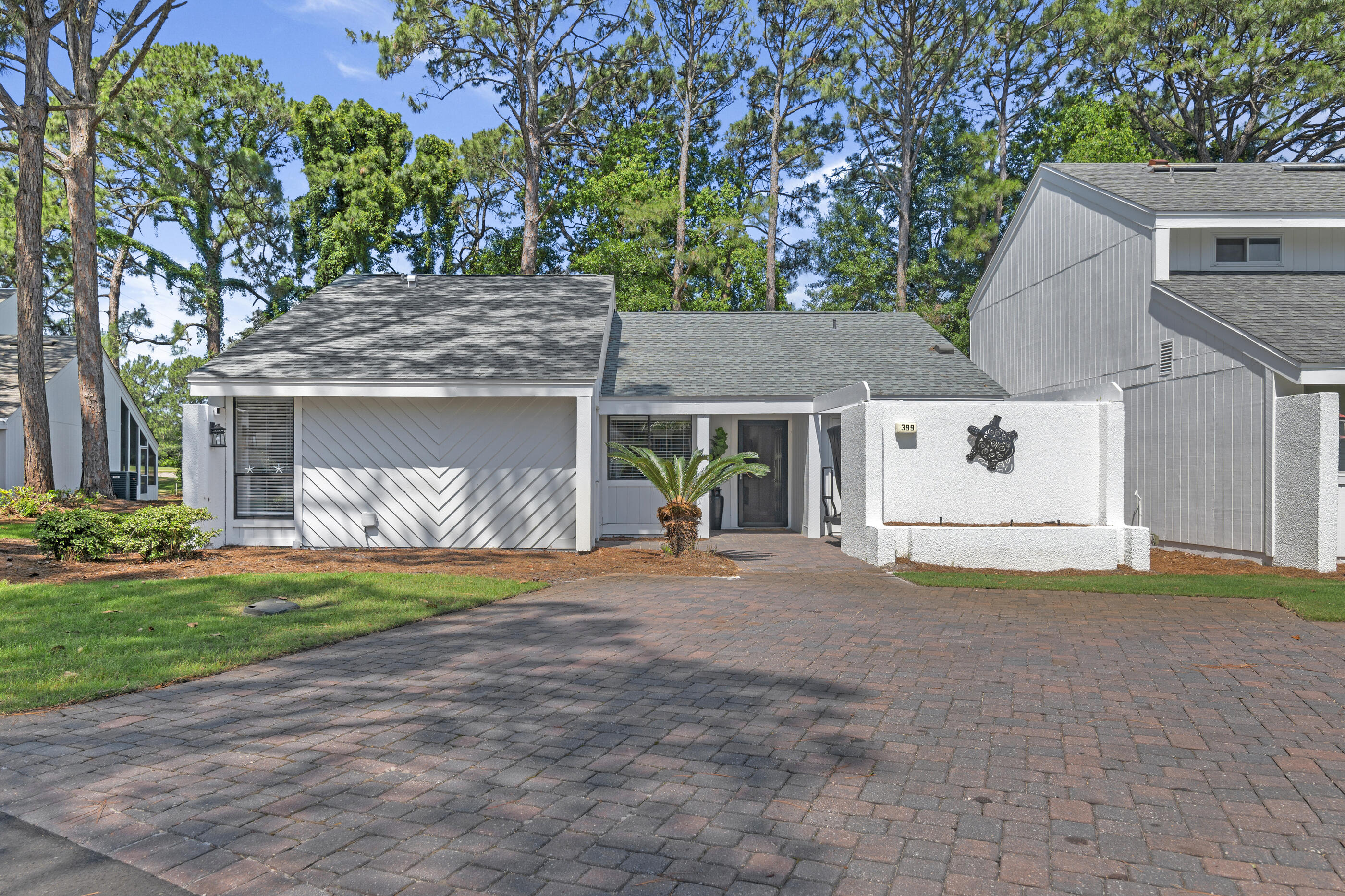 399 Linkside Drive
