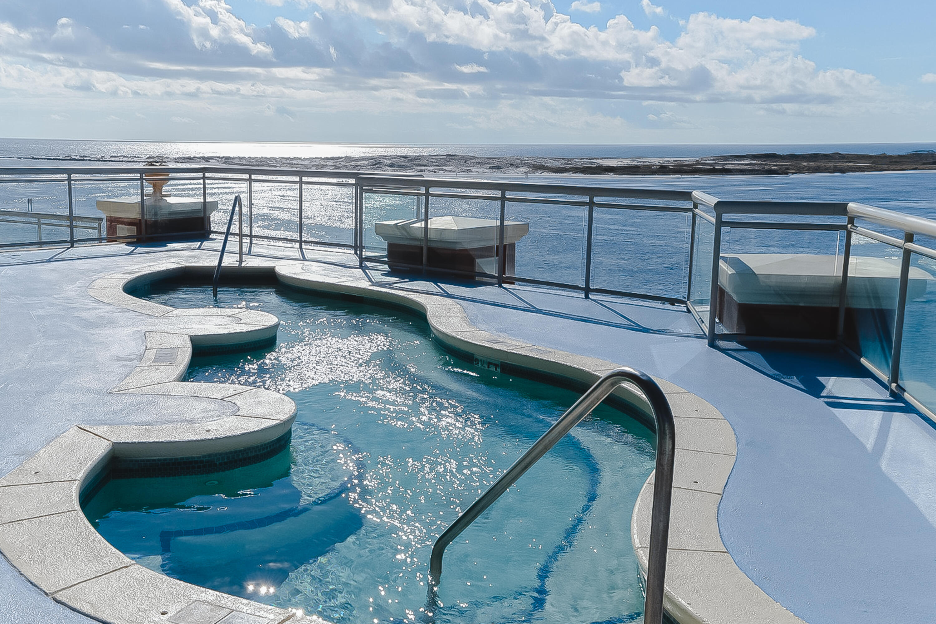 10 Harbor Boulevard, UNIT W1025