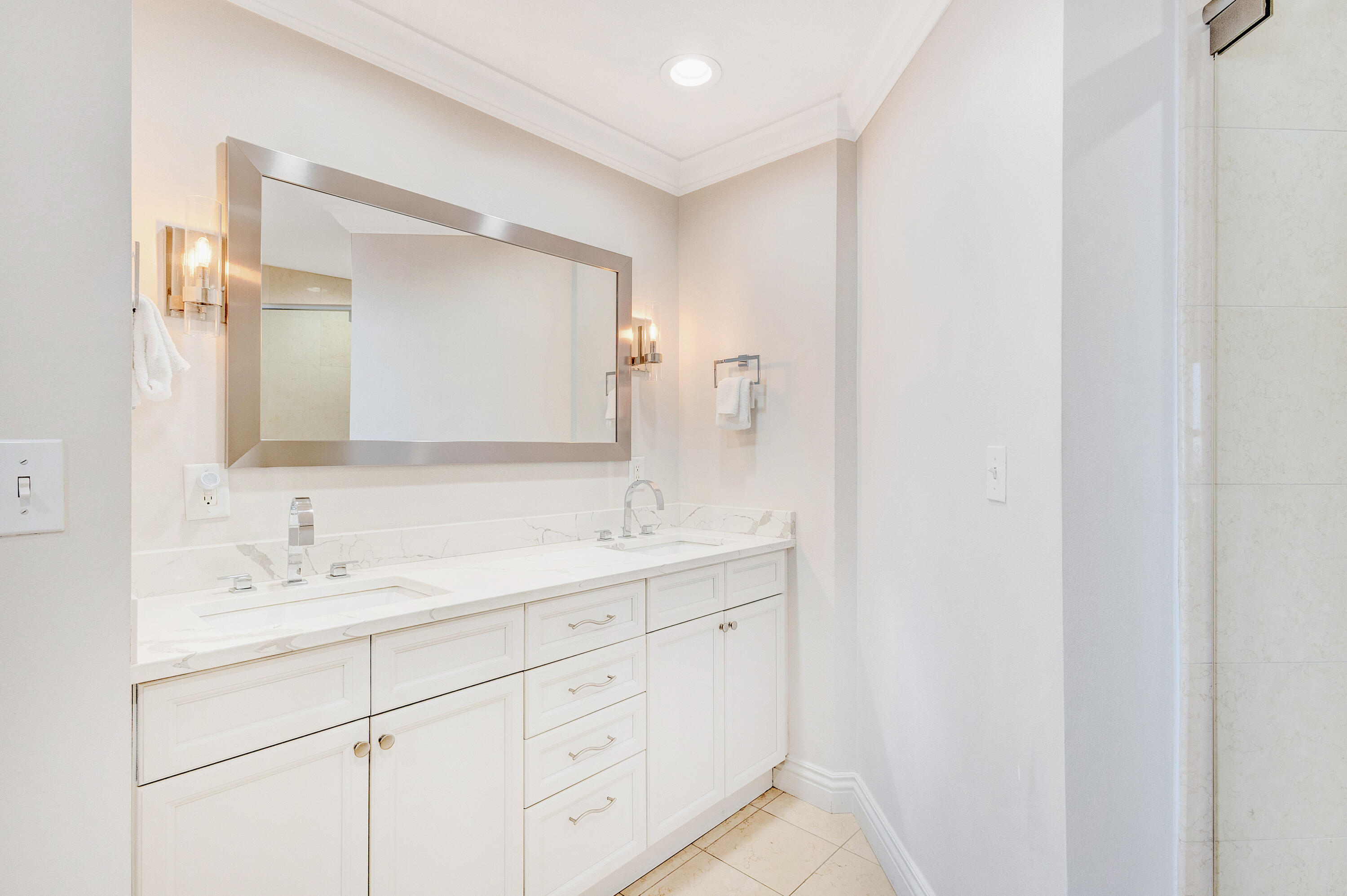 10 Harbor Boulevard, UNIT W1025