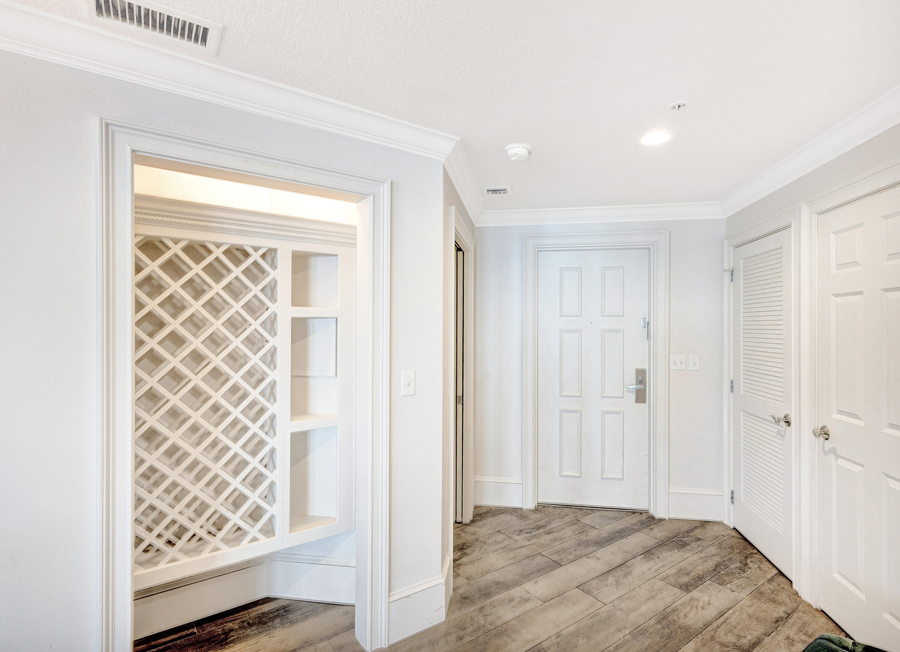 10 Harbor Boulevard, UNIT W1025