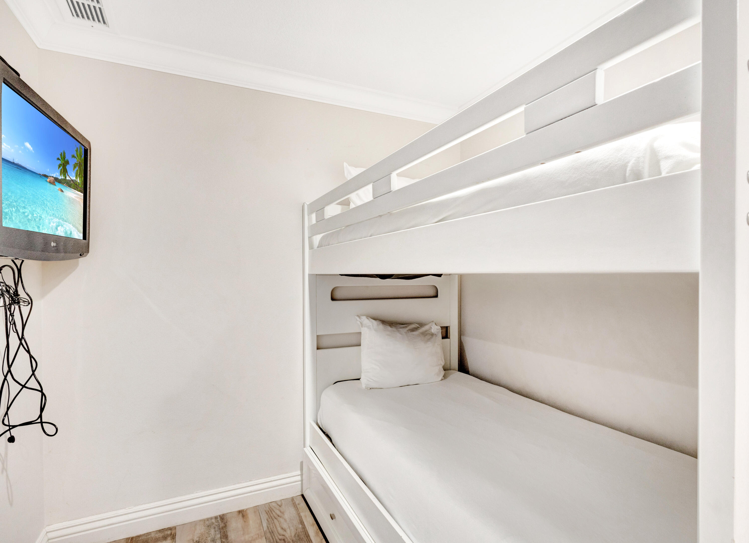 10 Harbor Boulevard, UNIT W1025