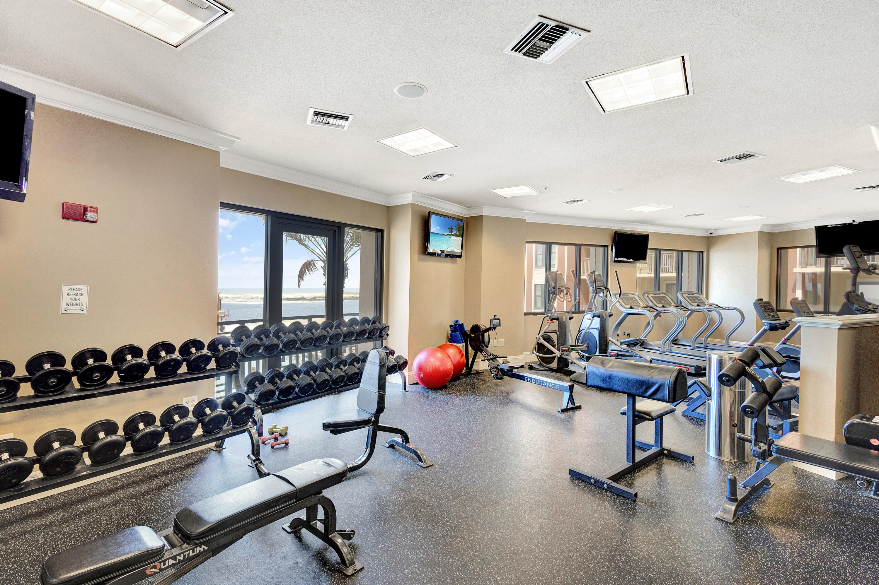 10 Harbor Boulevard, UNIT W1025