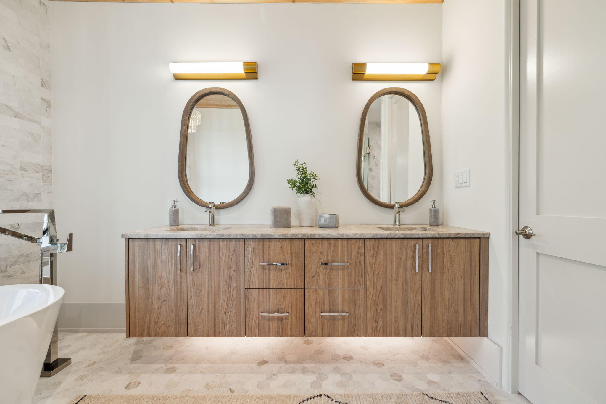 119 Sand Oaks Circle