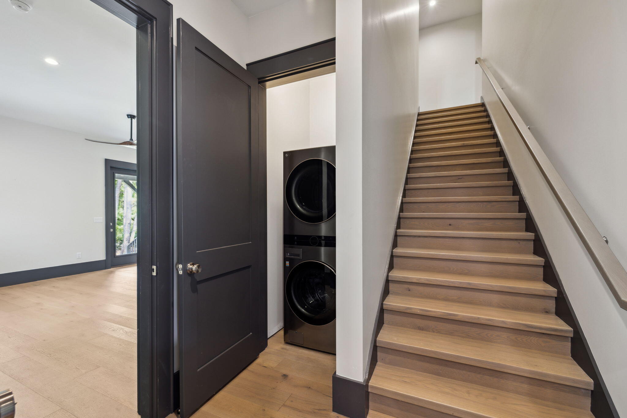 319 N Eden Park Dr Drive