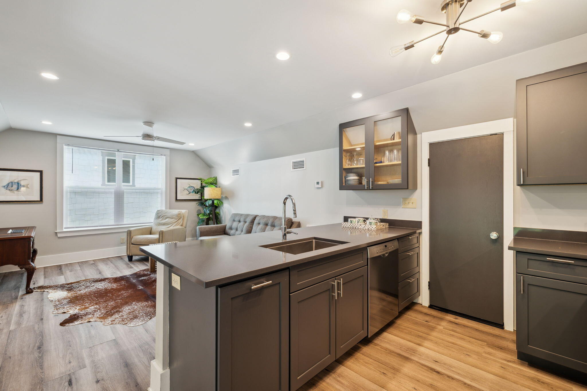 319 N Eden Park Dr Drive