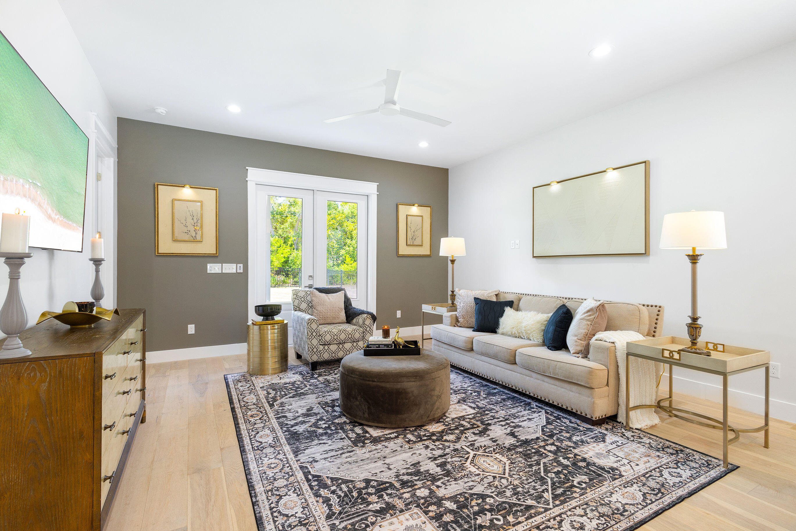 3913 Magnolia Bluff Lane