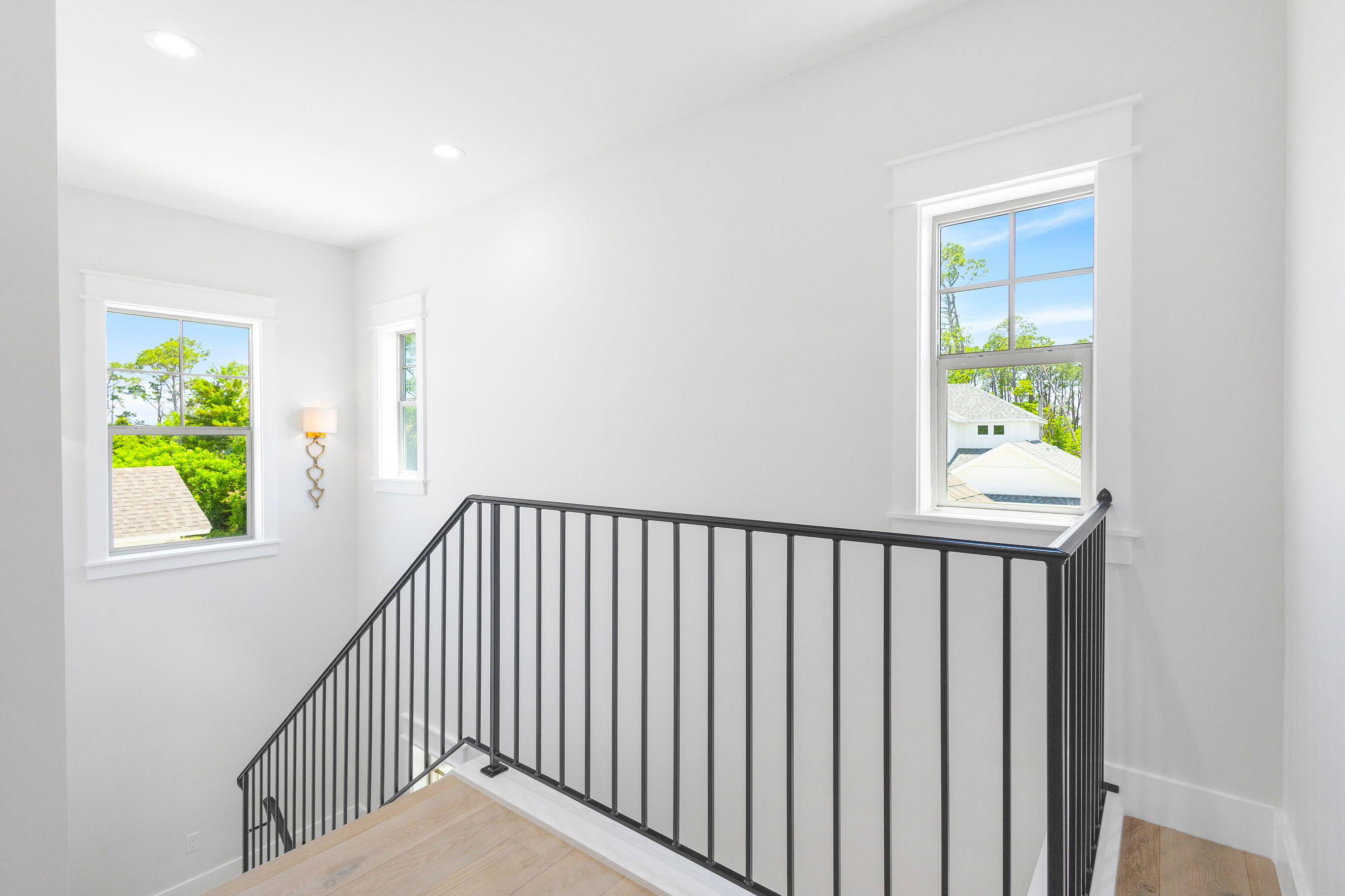 3913 Magnolia Bluff Lane