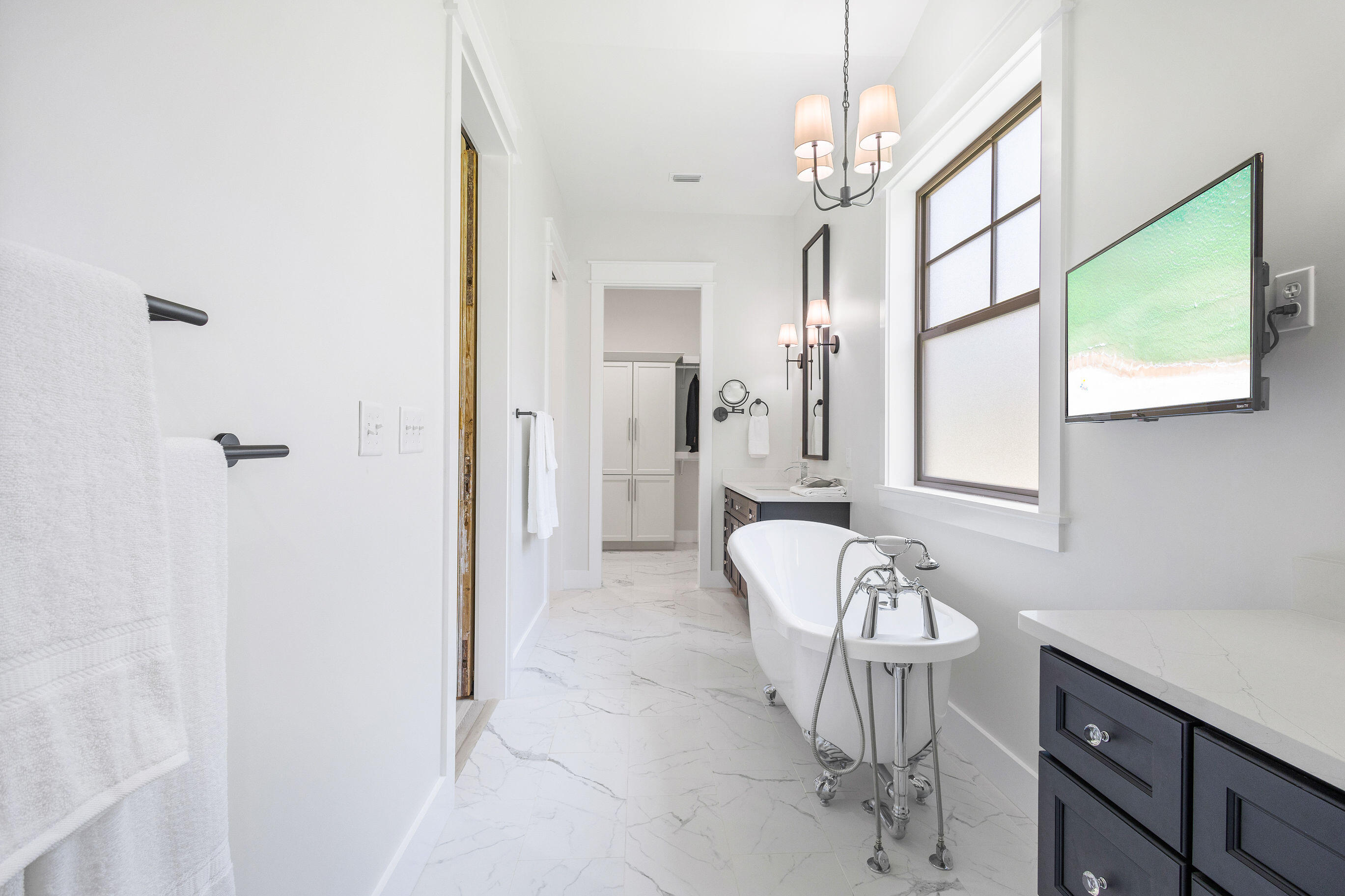 3913 Magnolia Bluff Lane