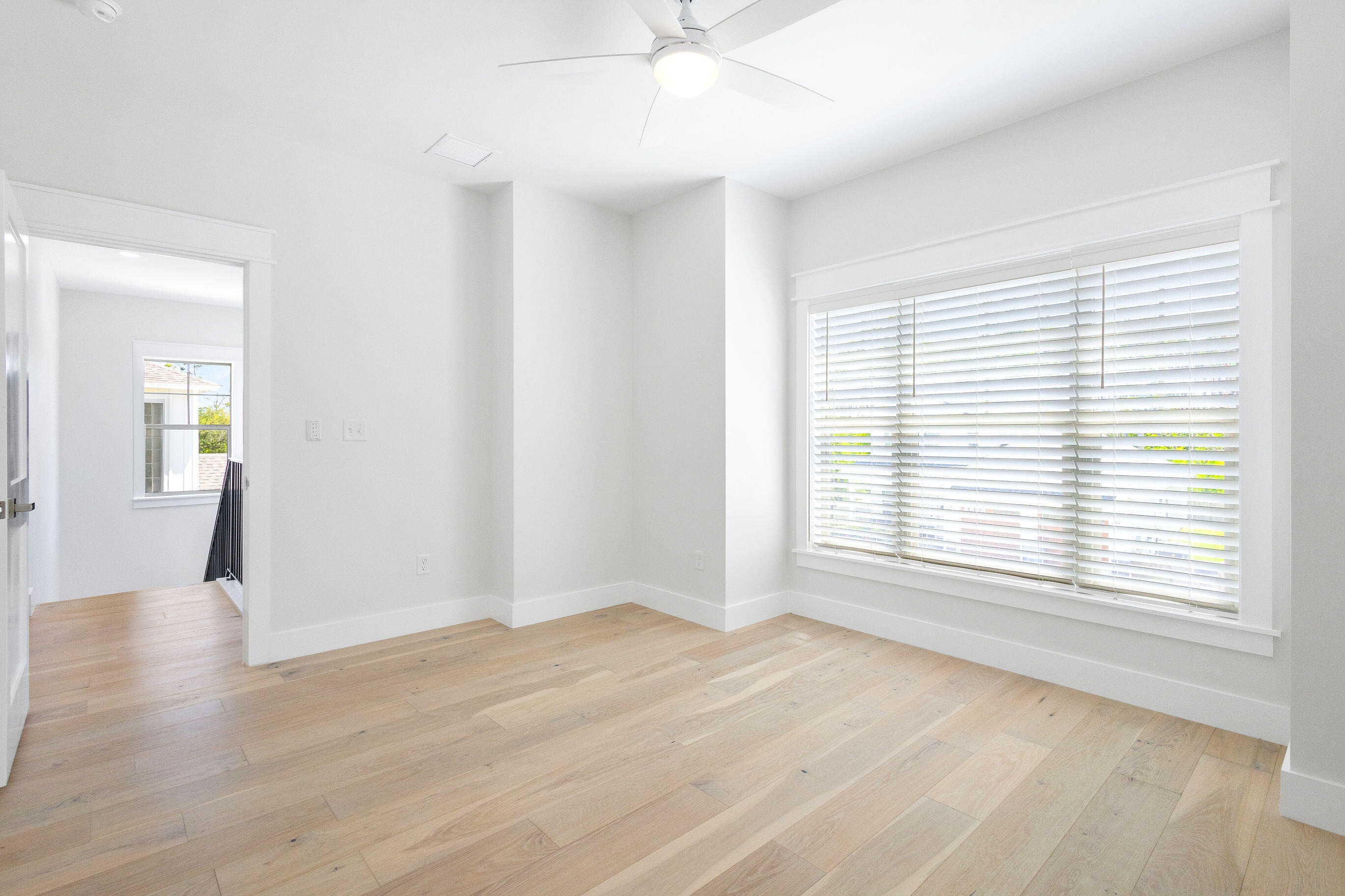 3913 Magnolia Bluff Lane