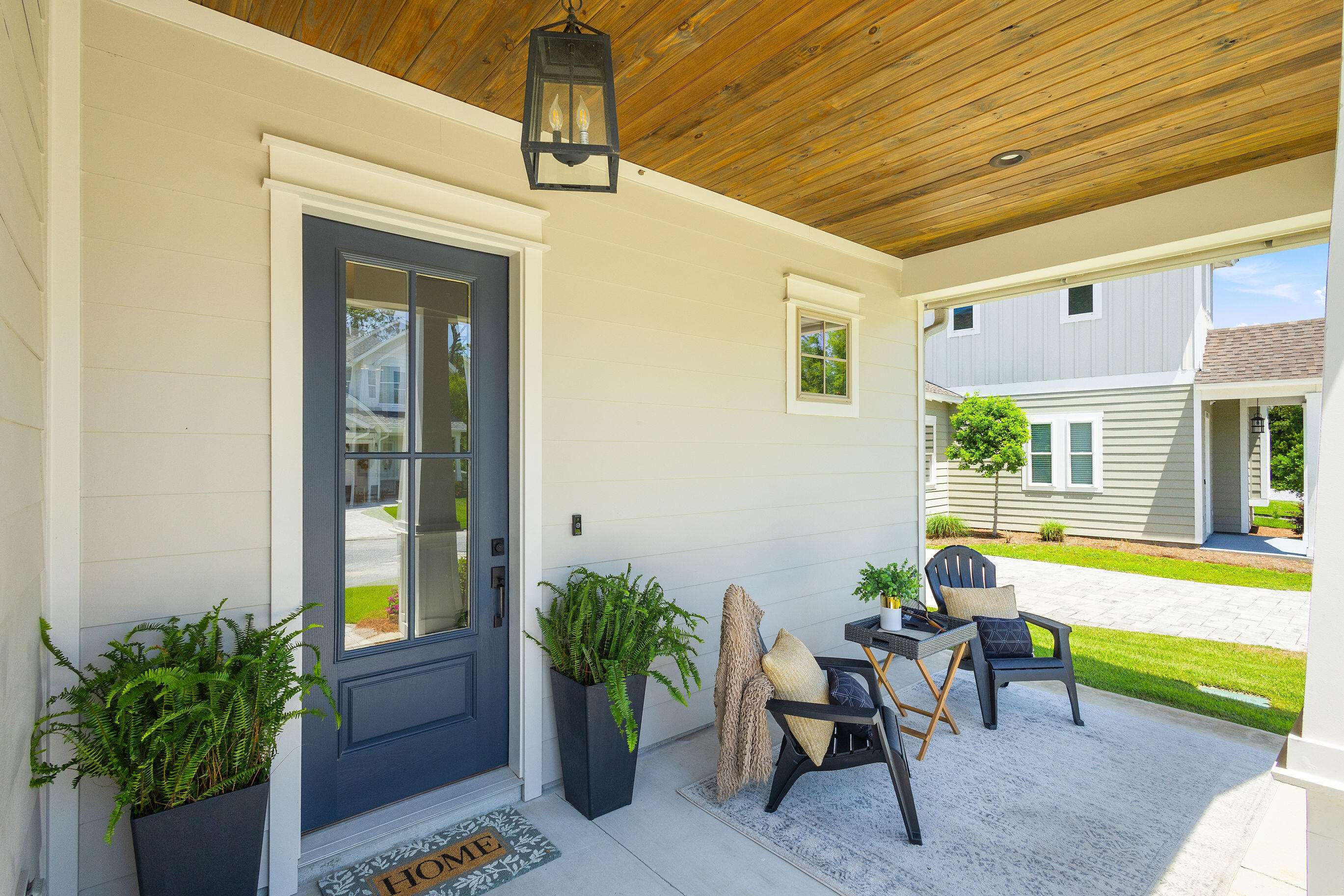 3913 Magnolia Bluff Lane