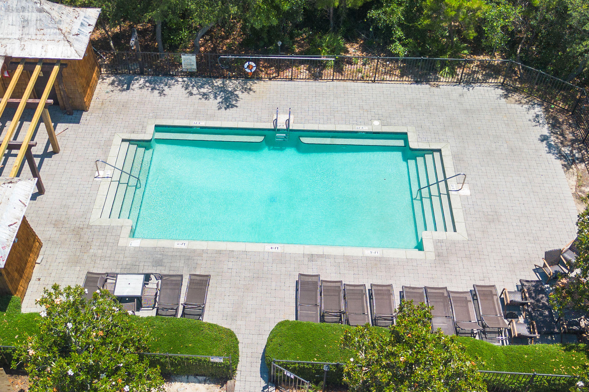 3913 Magnolia Bluff Lane