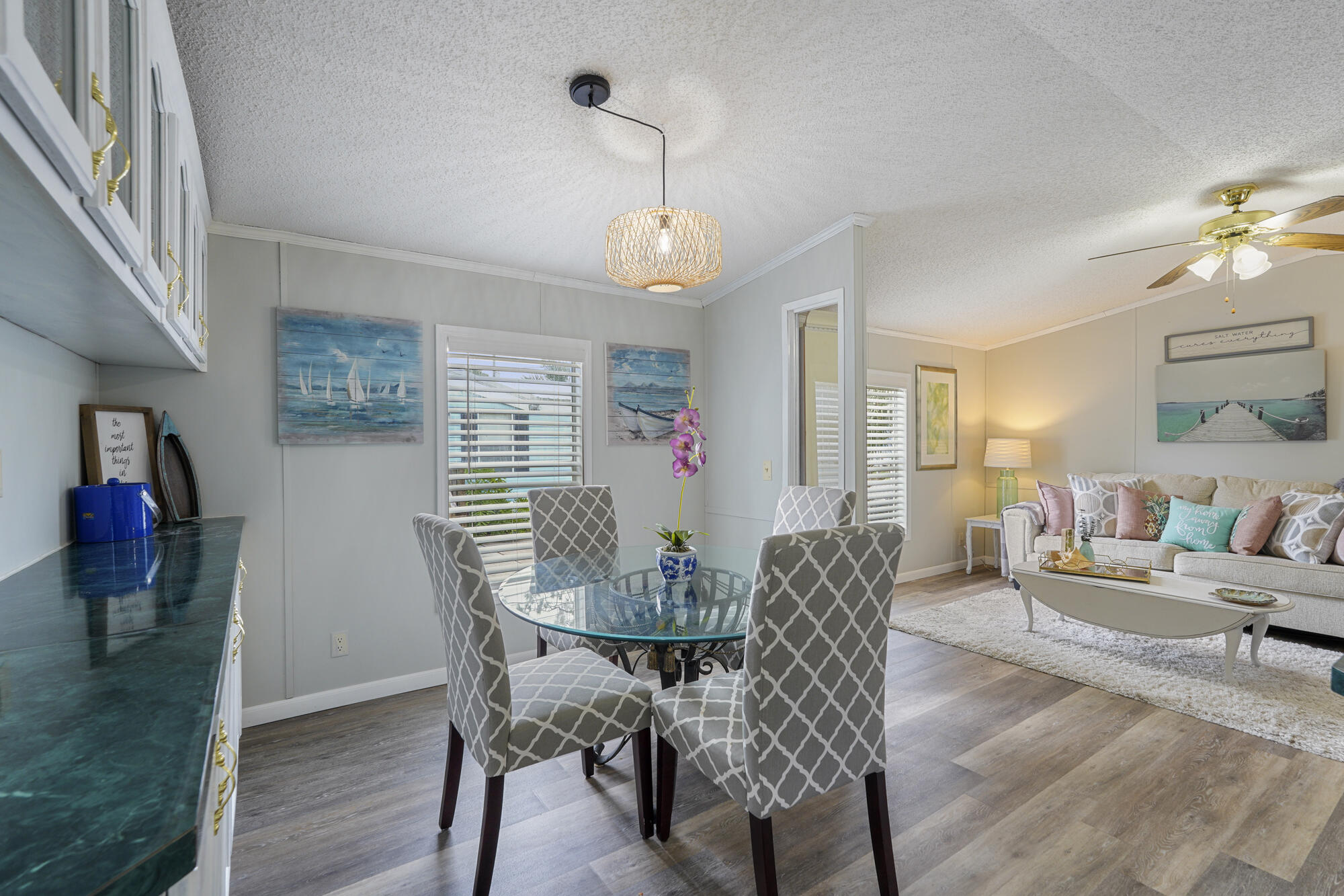 6912 Sunrise Drive
