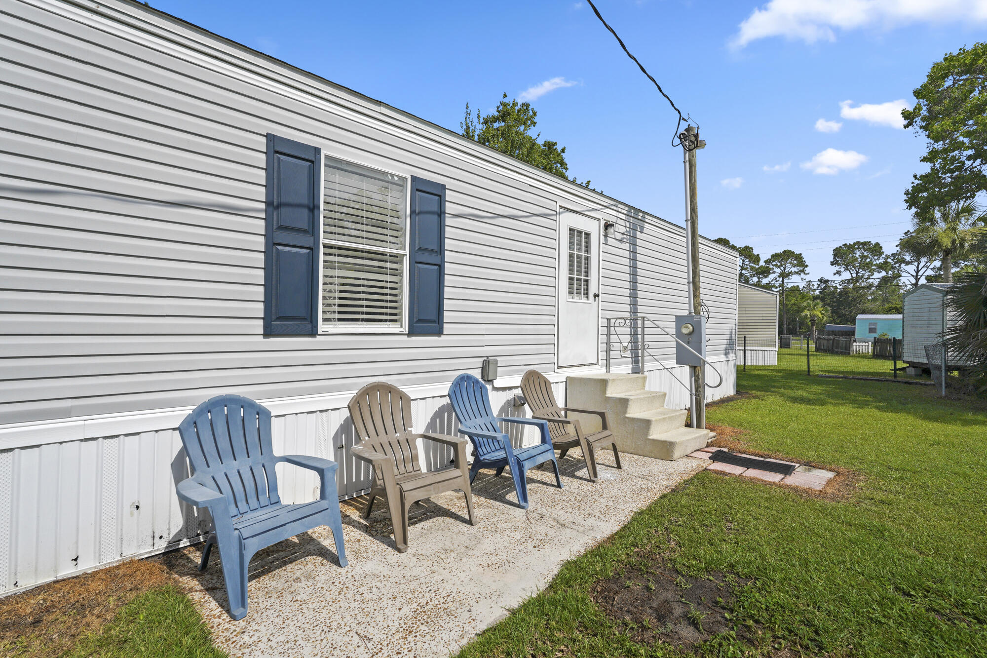 6912 Sunrise Drive