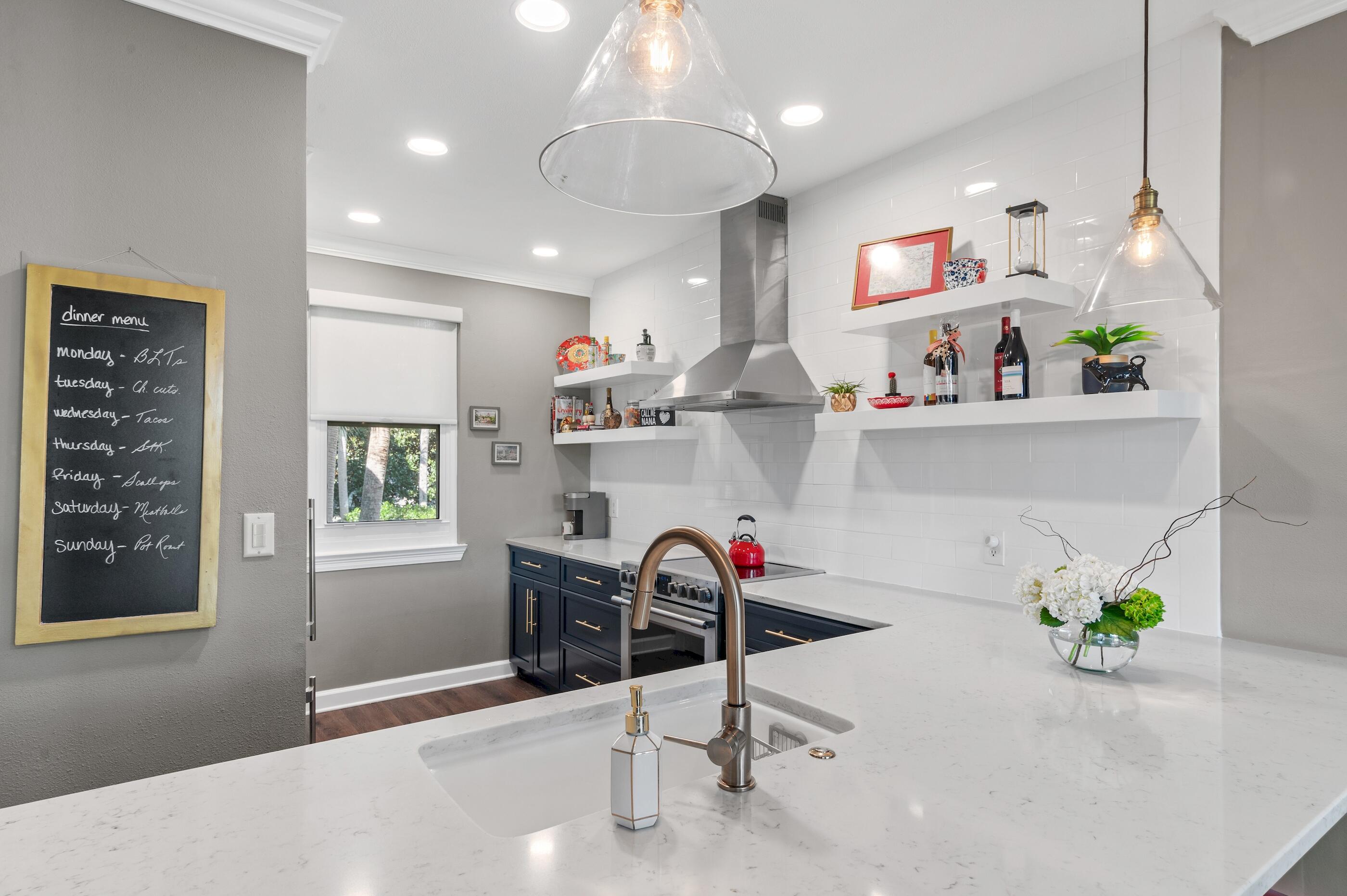 8569 Turnberry Court, 8569