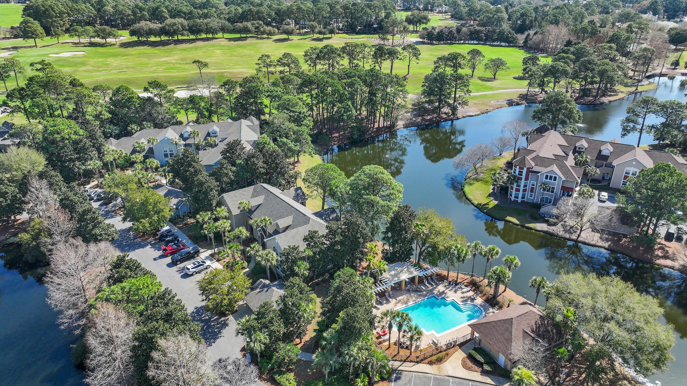 8569 Turnberry Court, 8569