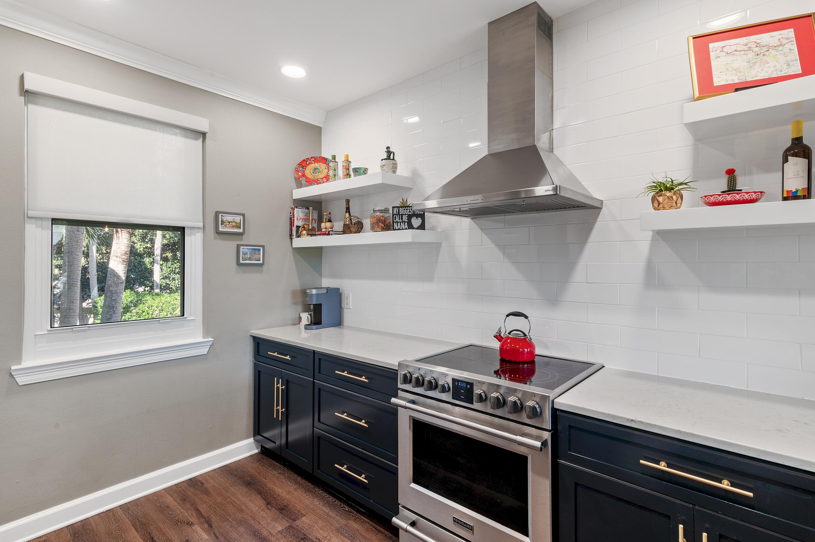 8569 Turnberry Court, 8569