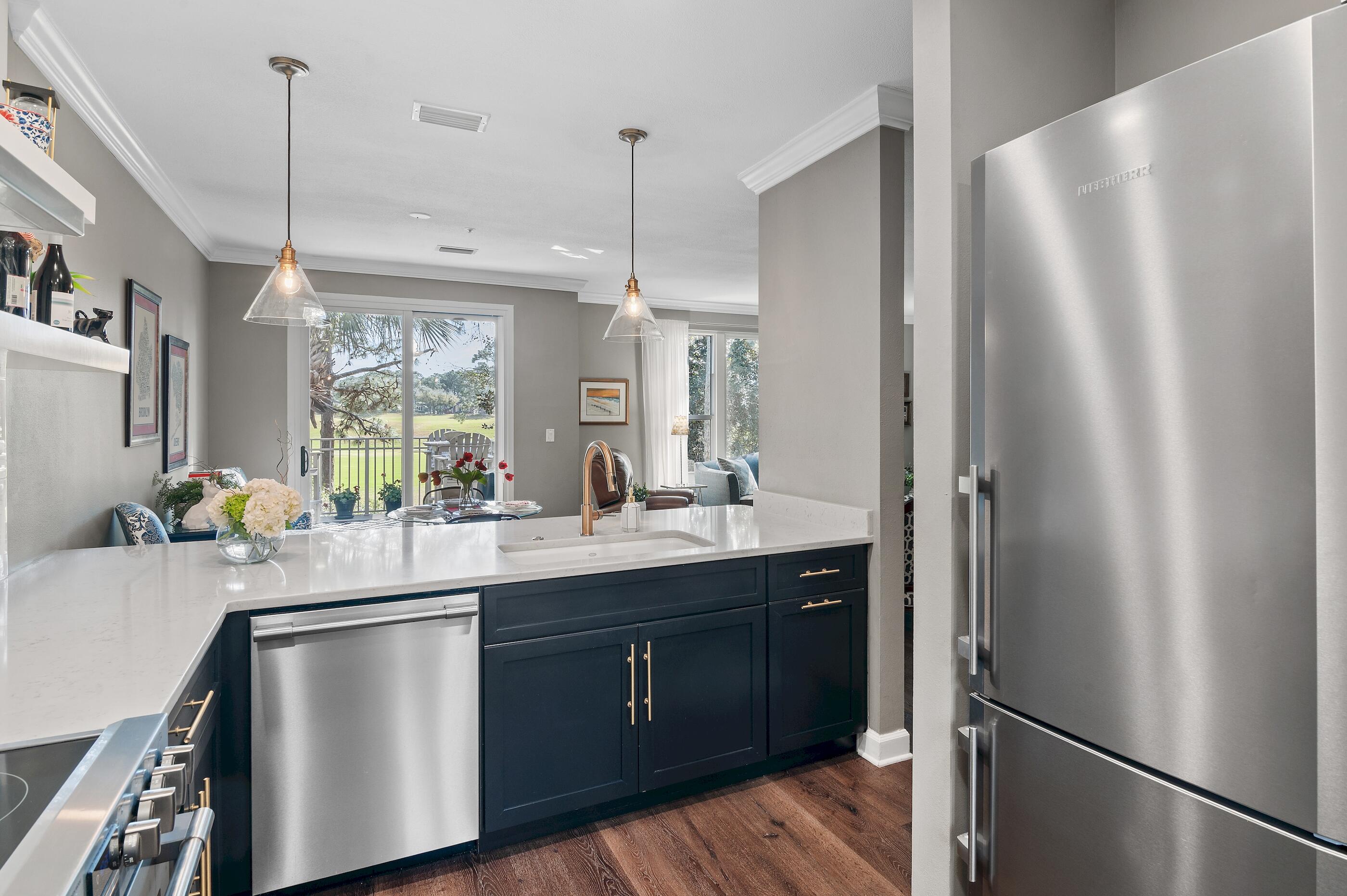 8569 Turnberry Court, 8569