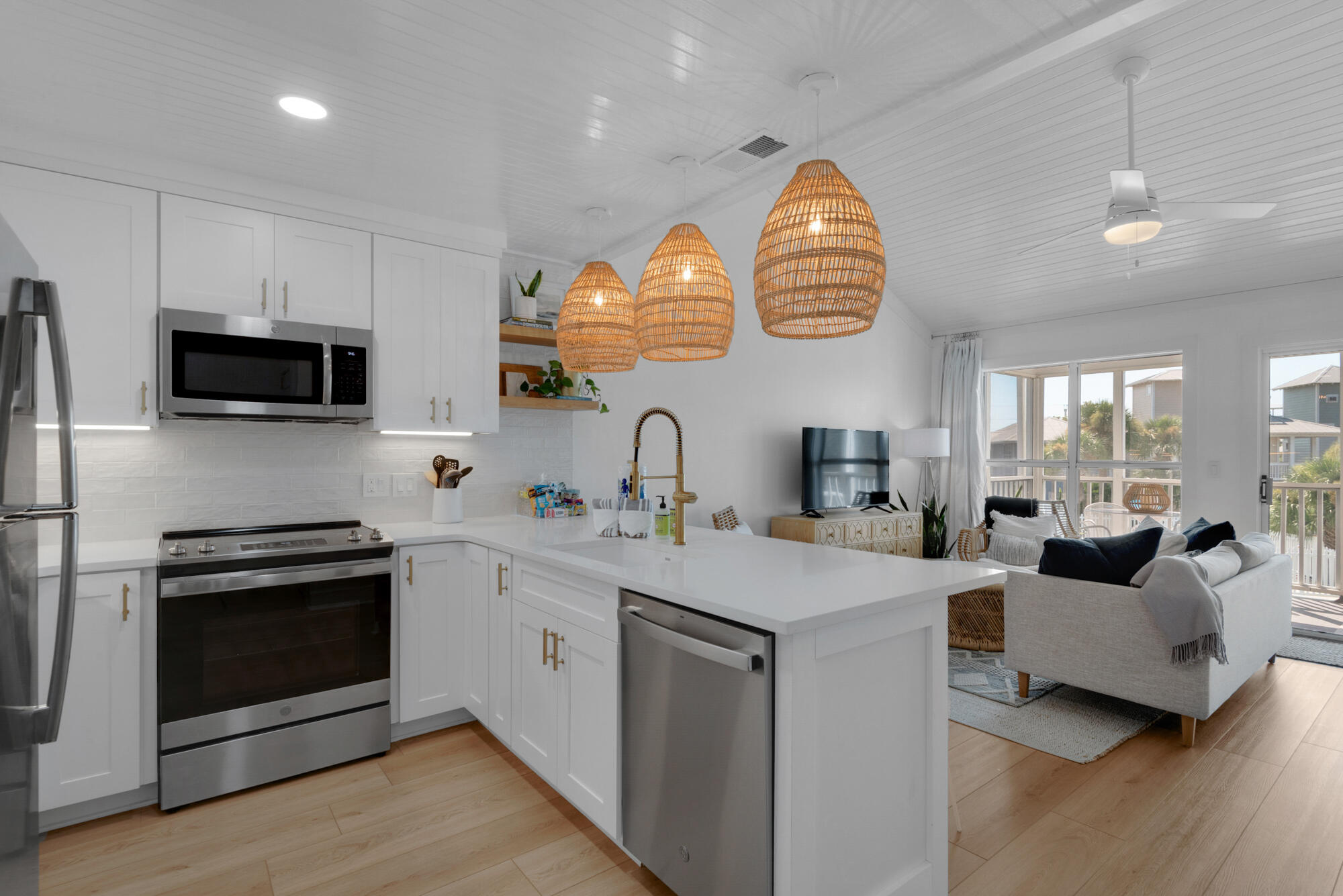 4984 W County Highway 30A, 5B