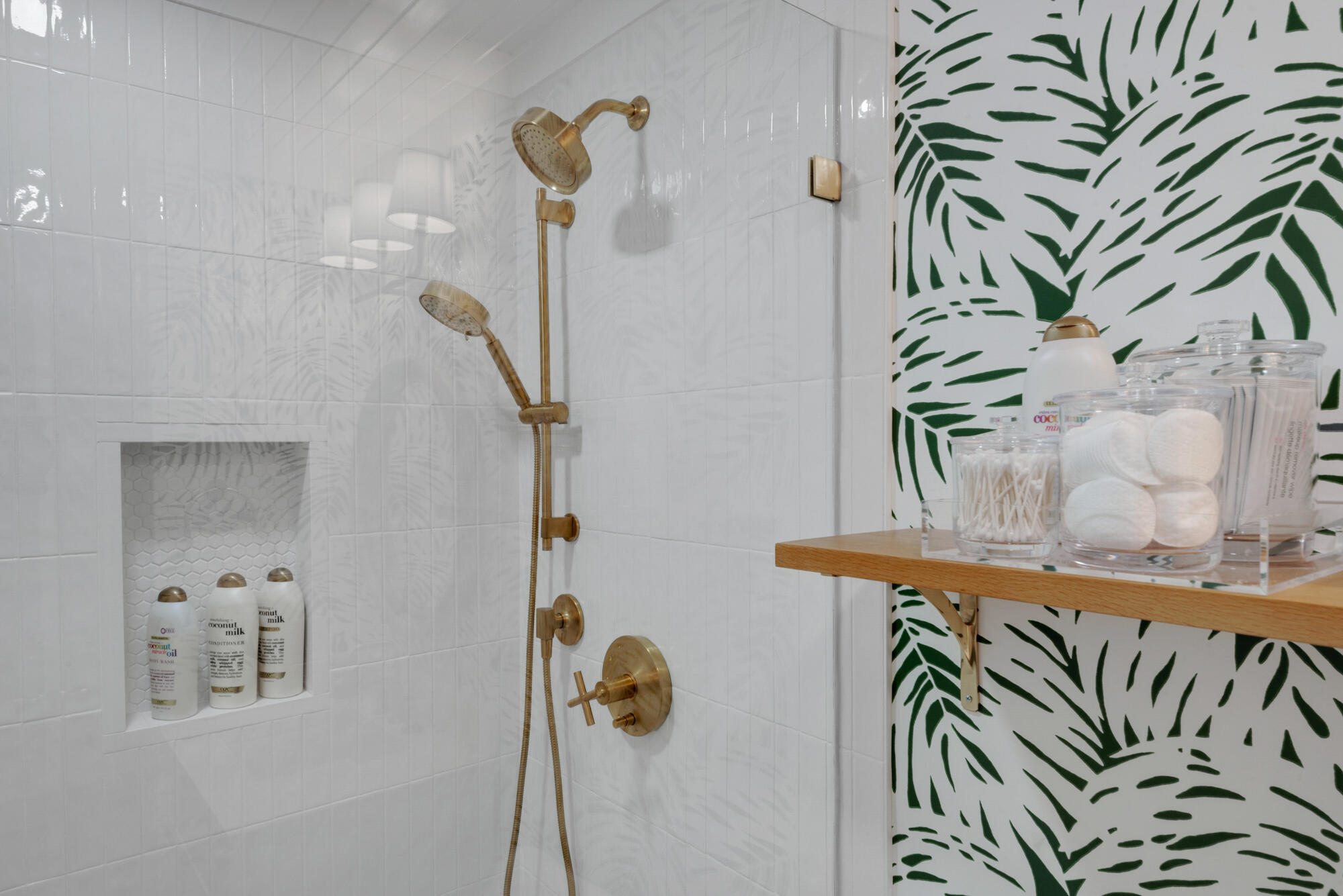 4984 W County Highway 30A, 5B