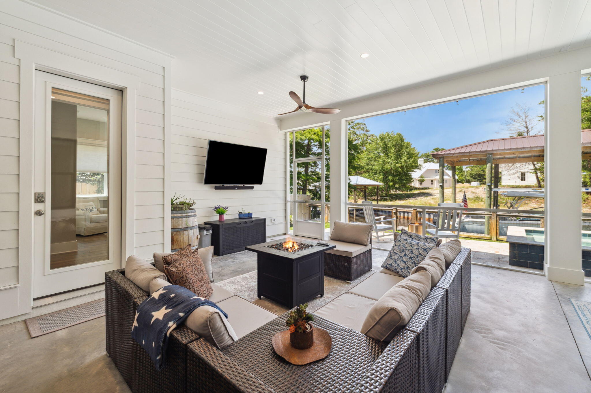 508 W Point Washington Road