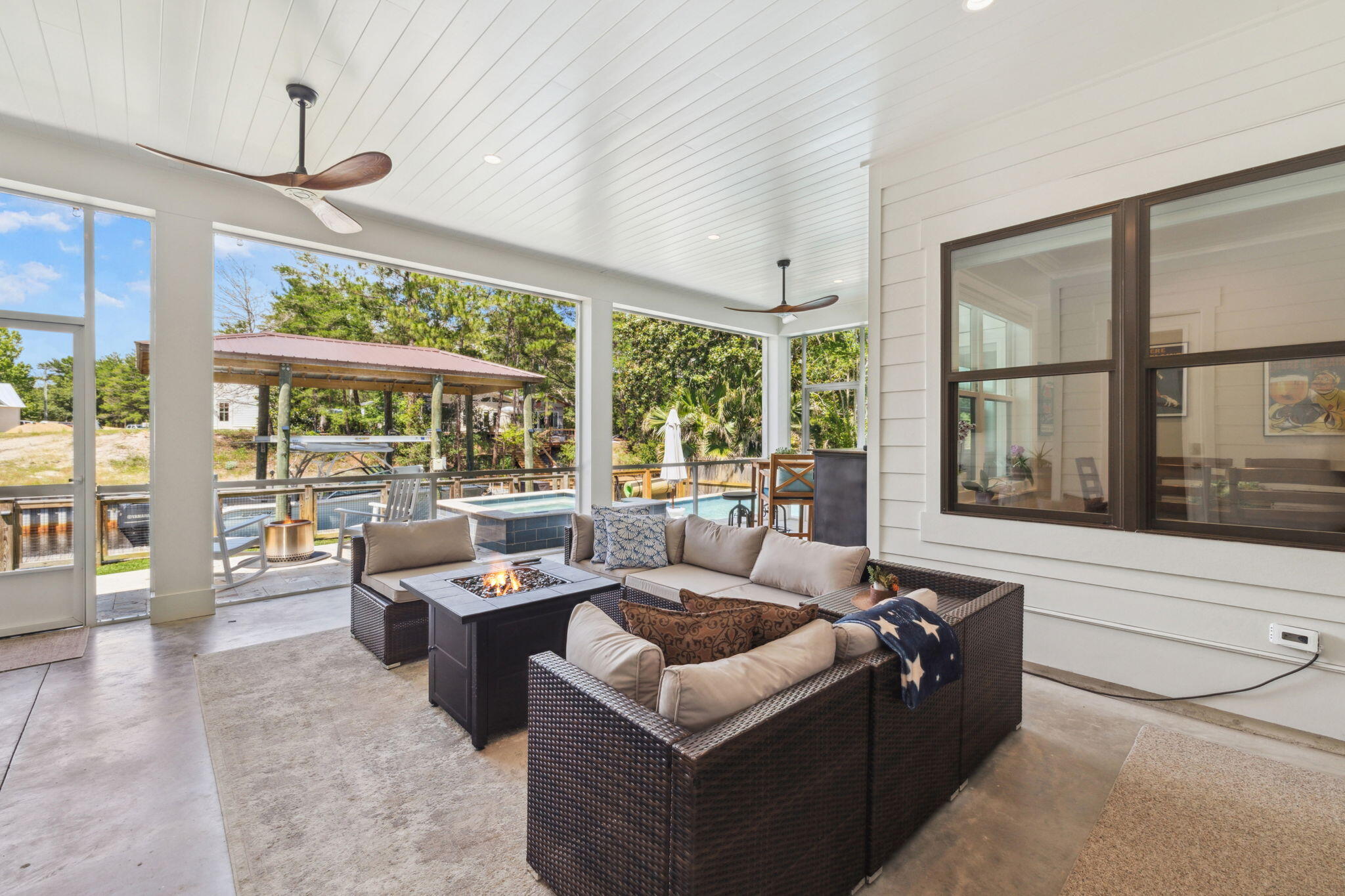 508 W Point Washington Road