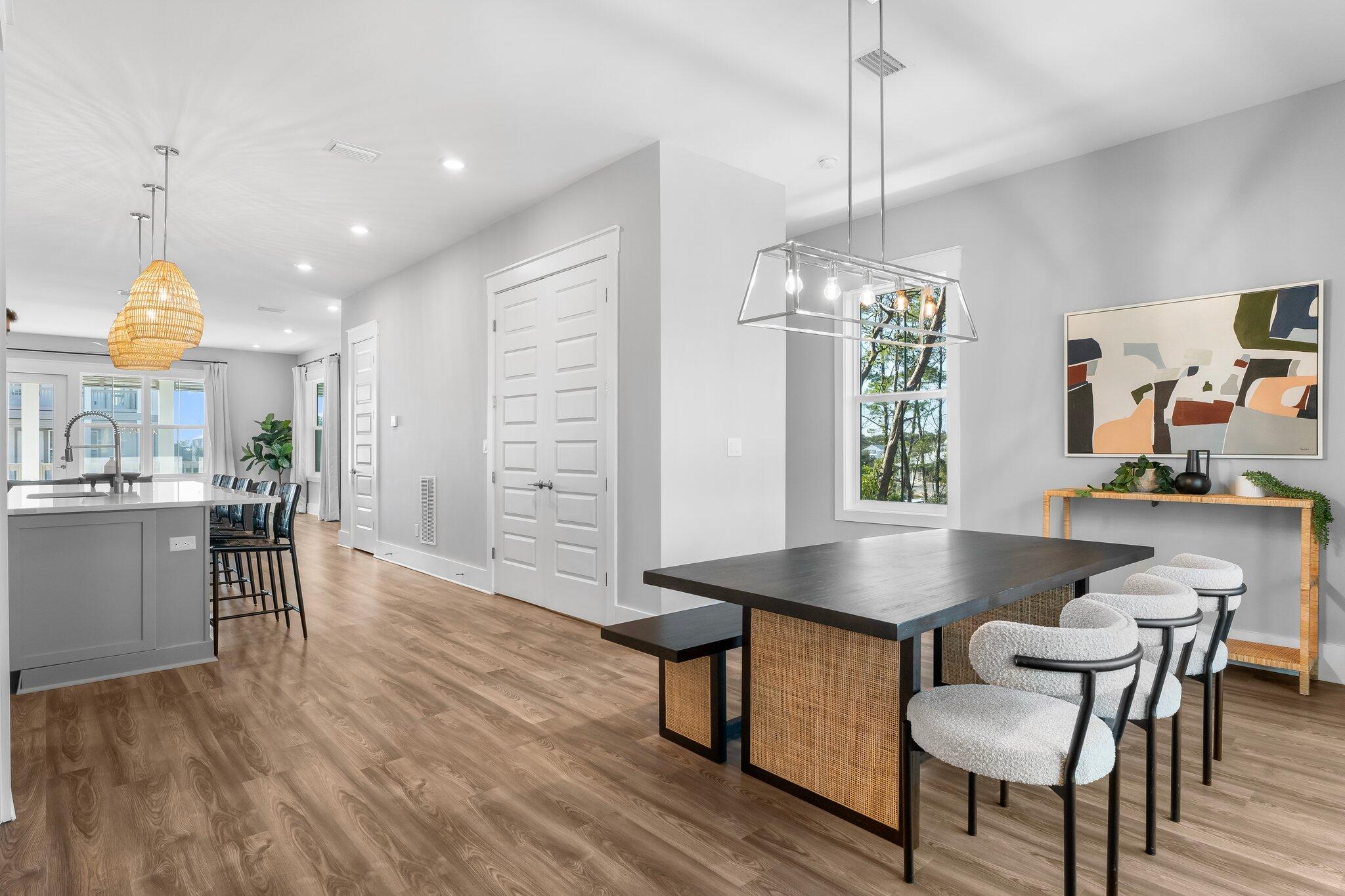 34 W Majestic Palm Drive