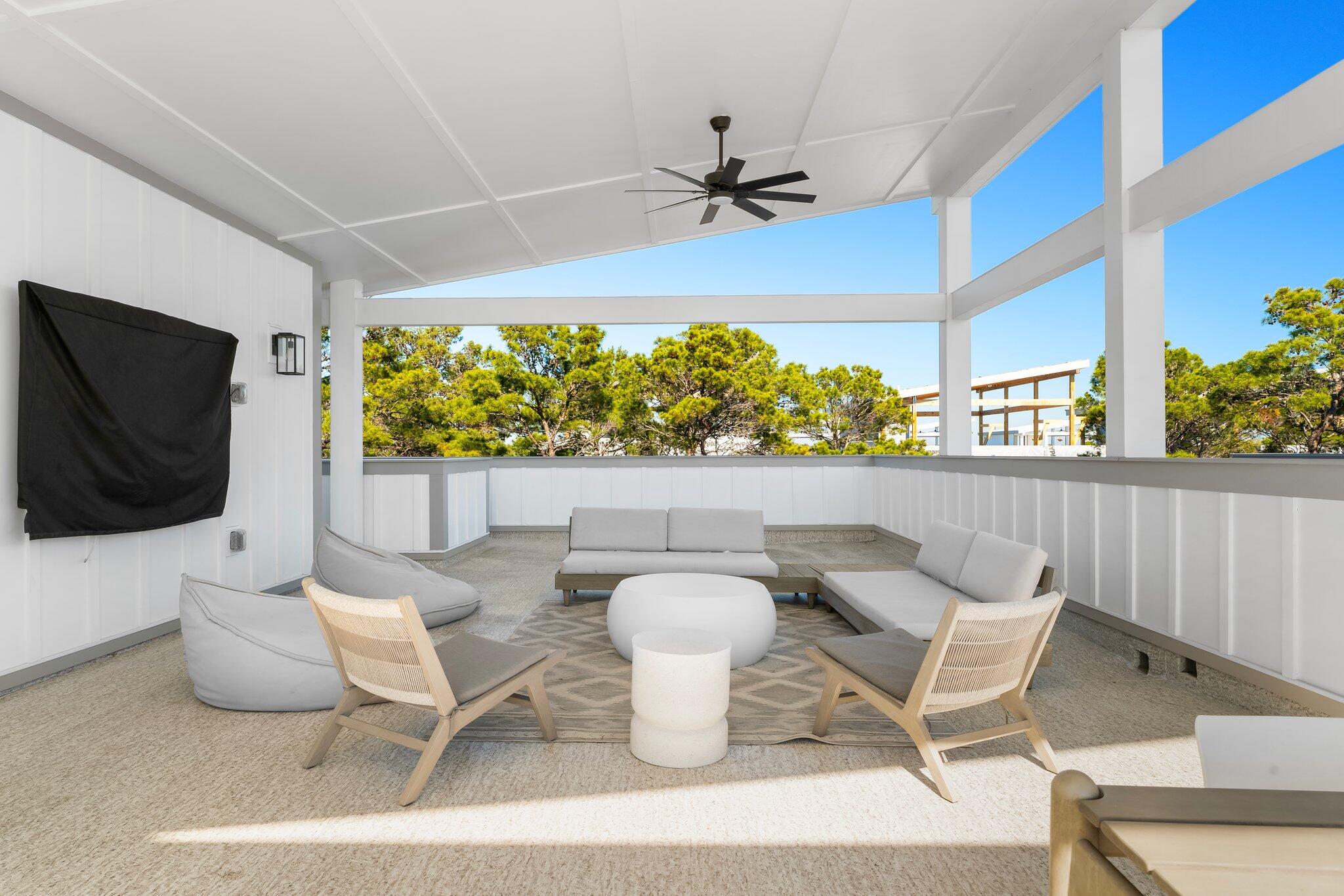 34 W Majestic Palm Drive